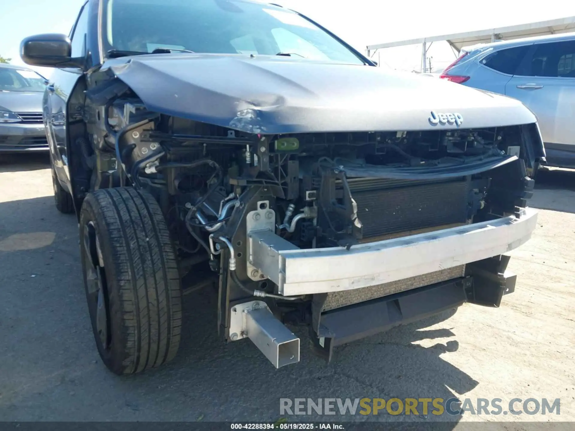 6 Photograph of a damaged car 3C4NJDBB1MT578819 JEEP COMPASS 2021