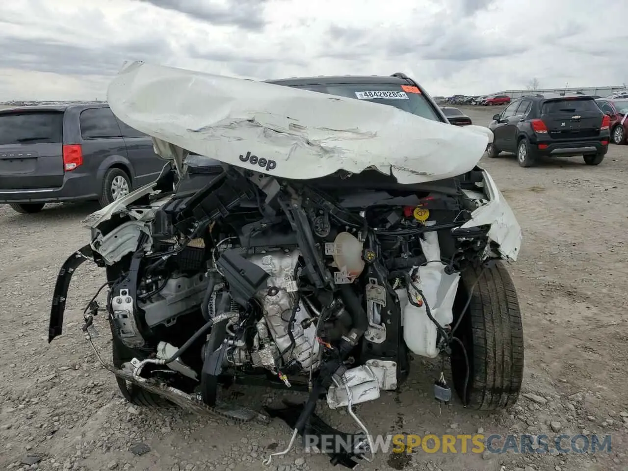 5 Photograph of a damaged car 3C4NJDBB2MT519133 JEEP COMPASS 2021