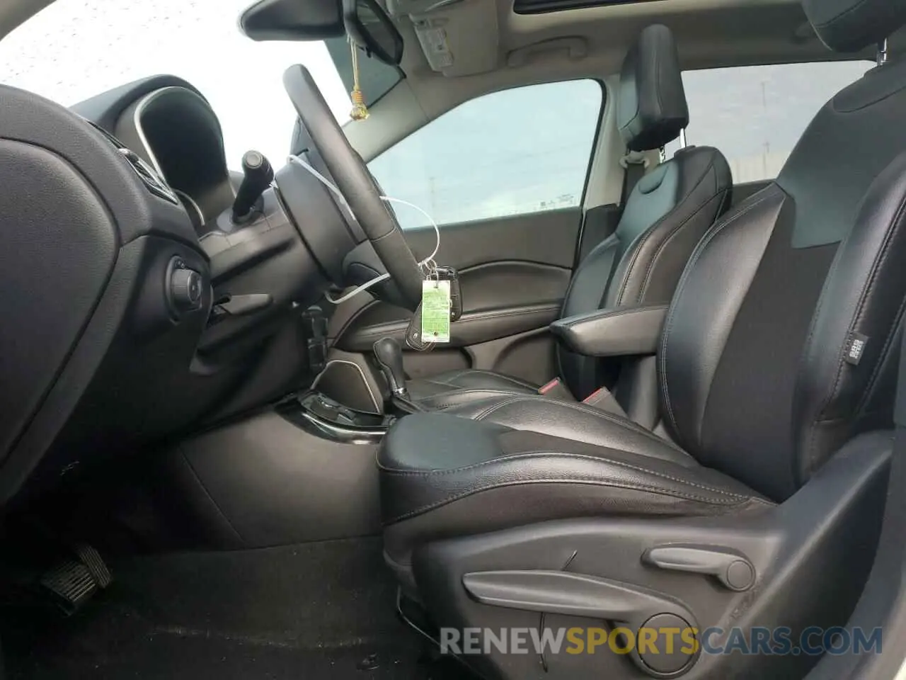 7 Photograph of a damaged car 3C4NJDBB2MT525403 JEEP COMPASS 2021