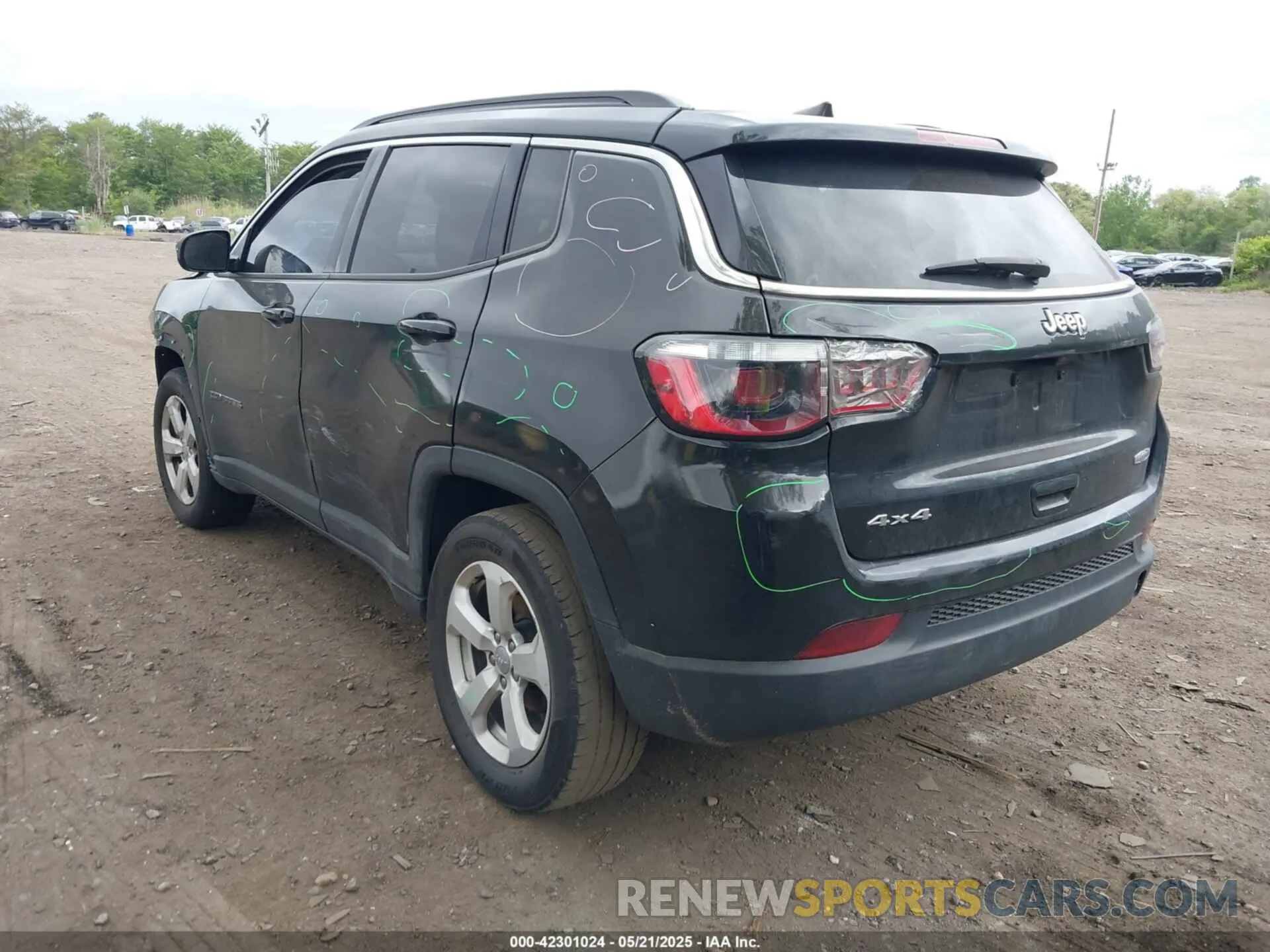 3 Photograph of a damaged car 3C4NJDBB2MT537955 JEEP COMPASS 2021