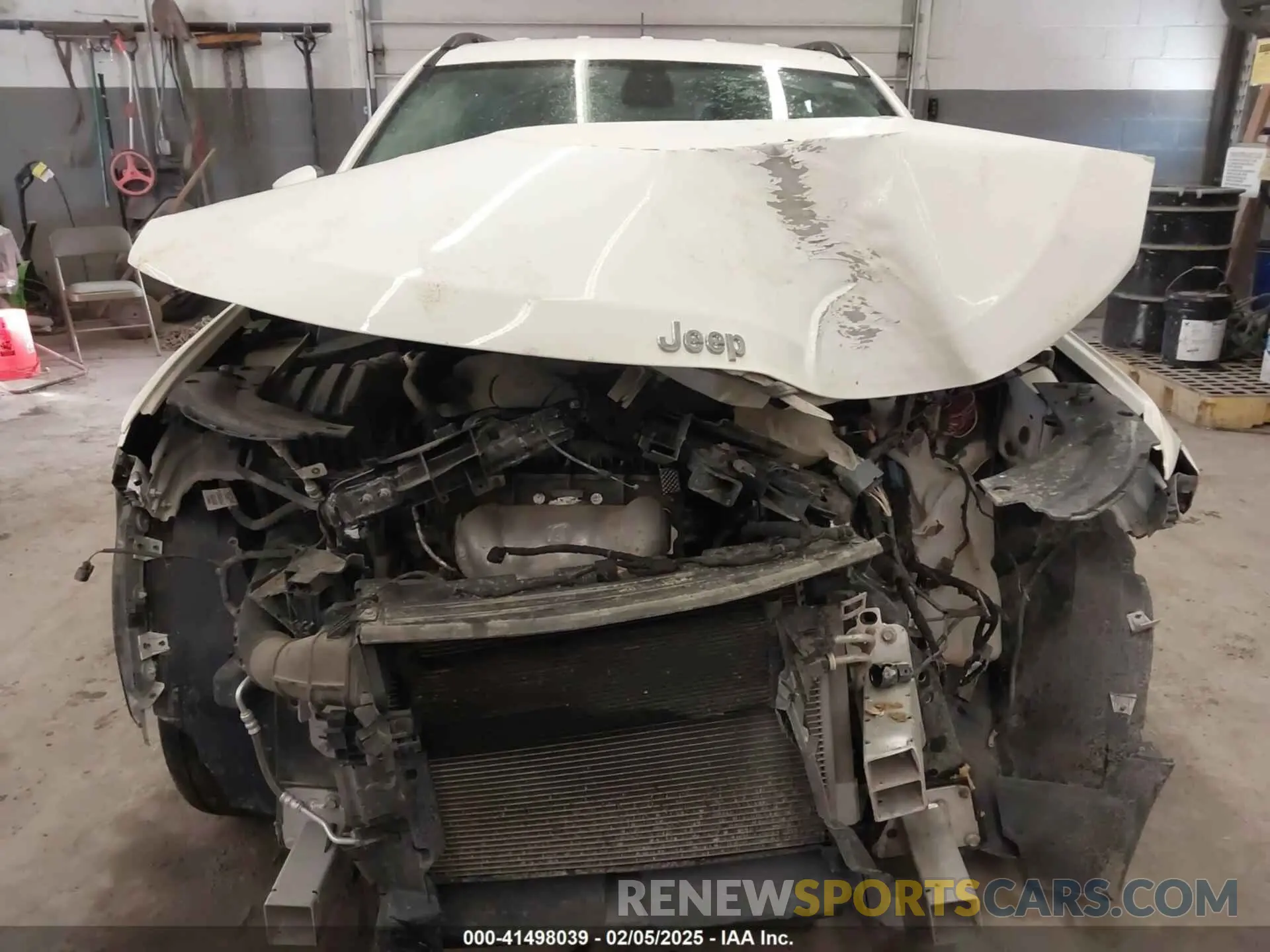 13 Photograph of a damaged car 3C4NJDBB3MT504835 JEEP COMPASS 2021