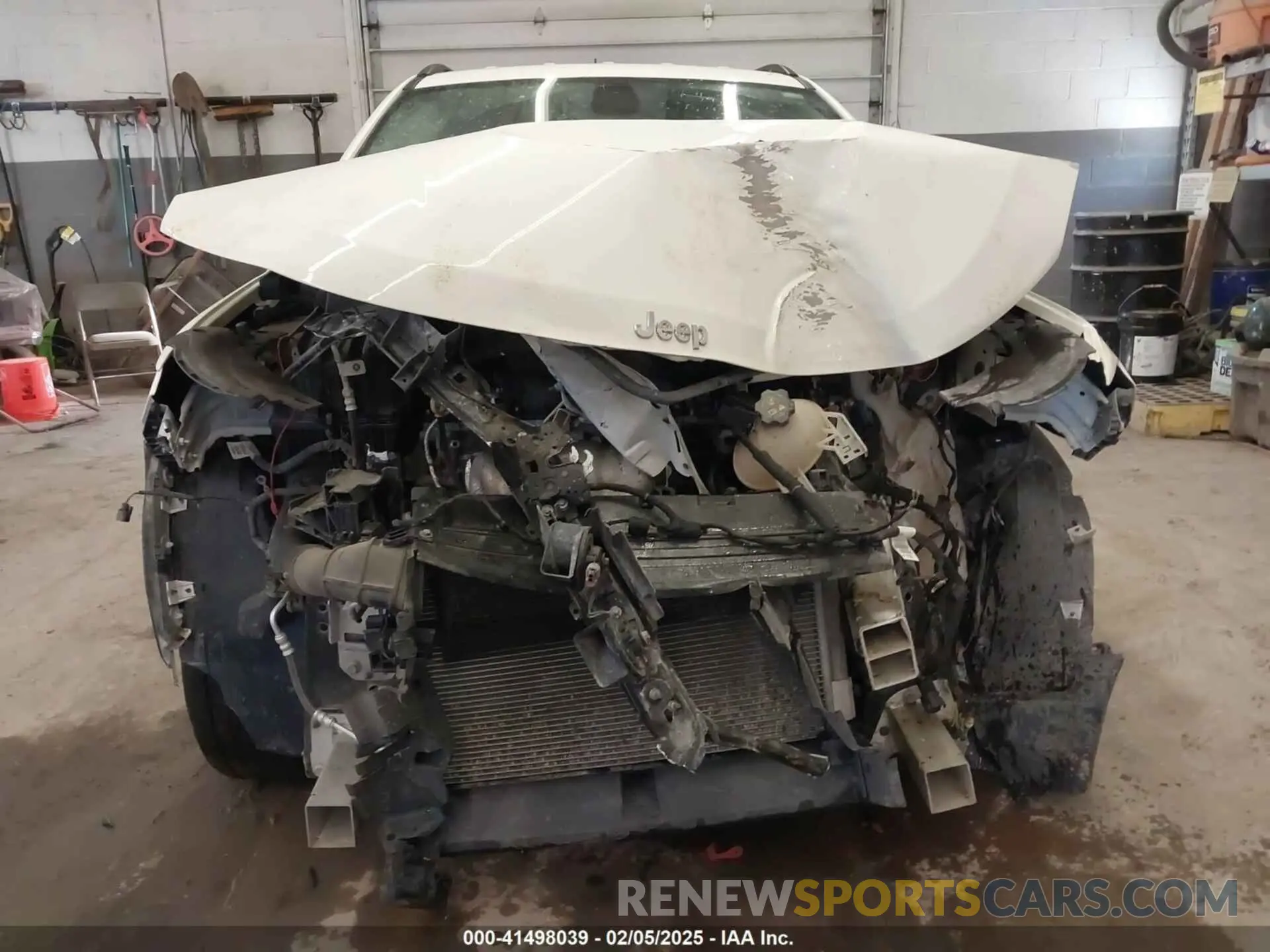 6 Photograph of a damaged car 3C4NJDBB3MT504835 JEEP COMPASS 2021