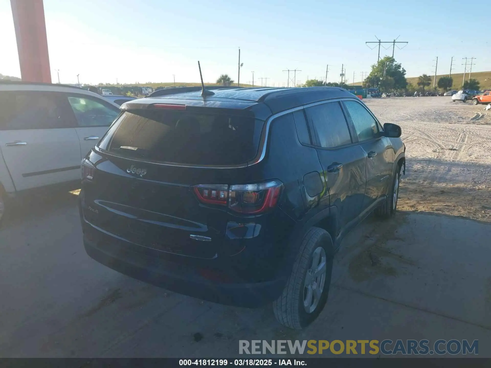 4 Photograph of a damaged car 3C4NJDBB3MT529833 JEEP COMPASS 2021