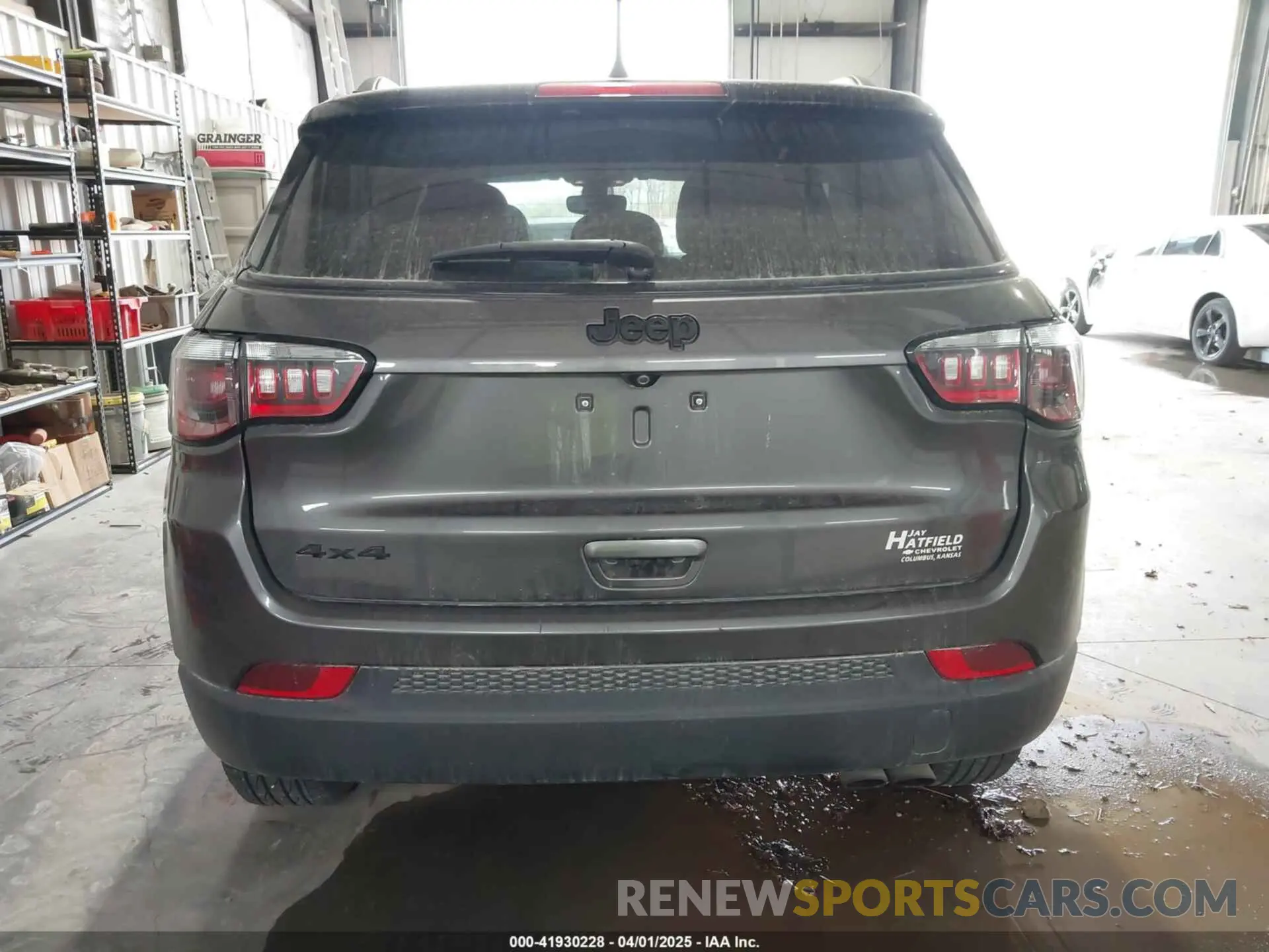16 Photograph of a damaged car 3C4NJDBB3MT569734 JEEP COMPASS 2021
