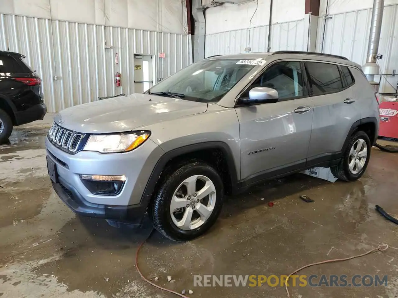 1 Photograph of a damaged car 3C4NJDBB3MT579230 JEEP COMPASS 2021