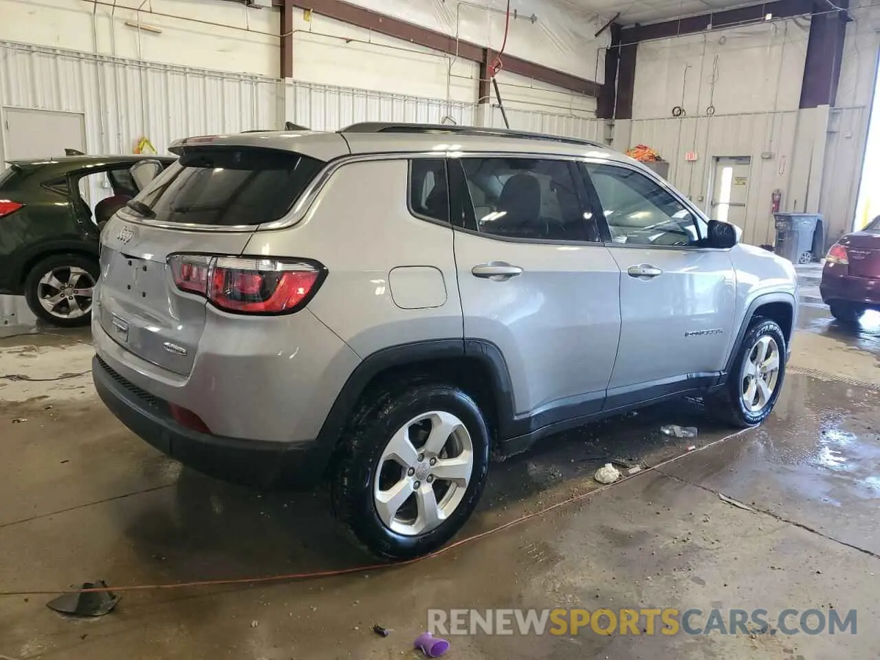 3 Photograph of a damaged car 3C4NJDBB3MT579230 JEEP COMPASS 2021