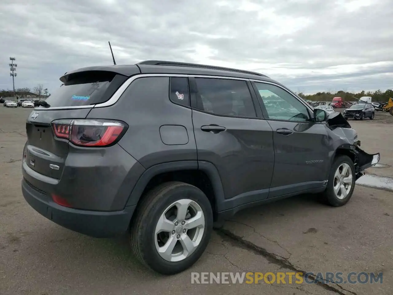 3 Photograph of a damaged car 3C4NJDBB4MT507484 JEEP COMPASS 2021