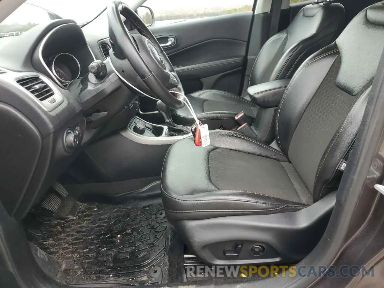 7 Photograph of a damaged car 3C4NJDBB4MT507484 JEEP COMPASS 2021