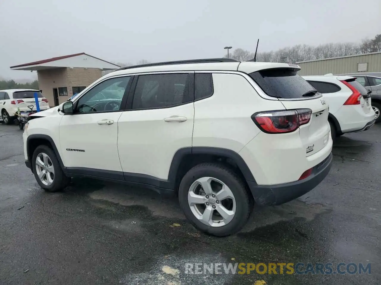 2 Photograph of a damaged car 3C4NJDBB4MT530103 JEEP COMPASS 2021