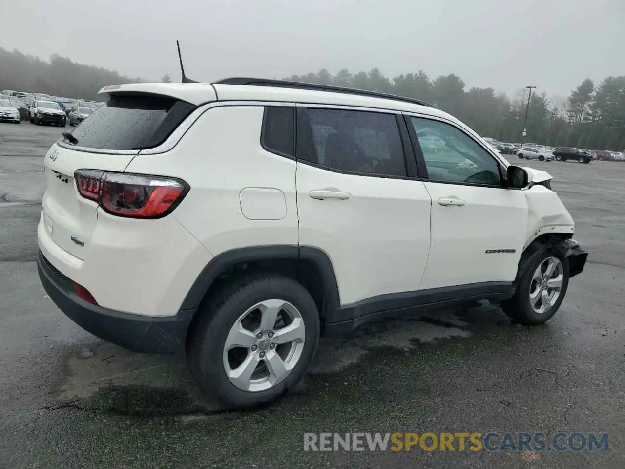 3 Photograph of a damaged car 3C4NJDBB4MT530103 JEEP COMPASS 2021