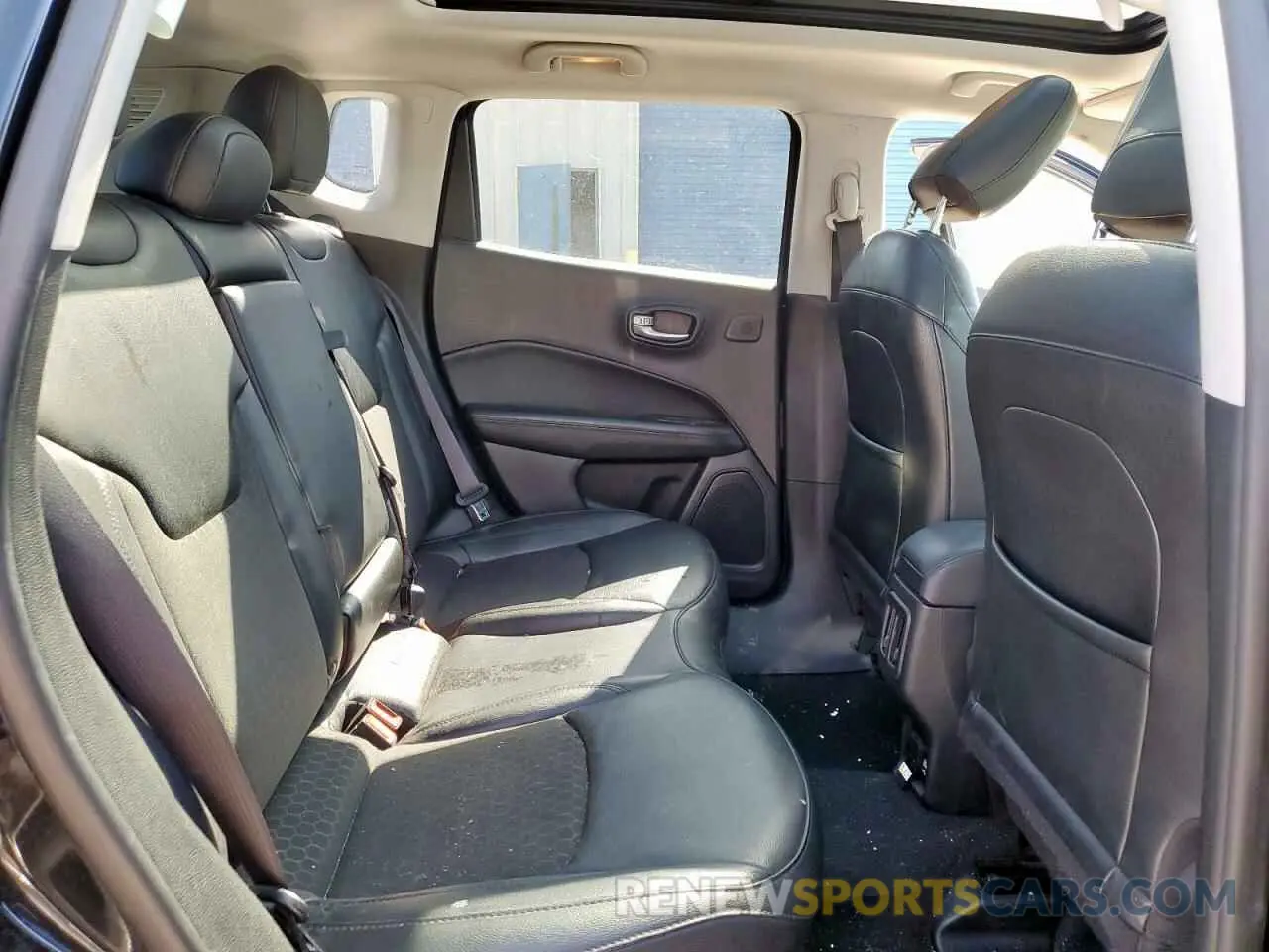 11 Photograph of a damaged car 3C4NJDBB4MT566129 JEEP COMPASS 2021