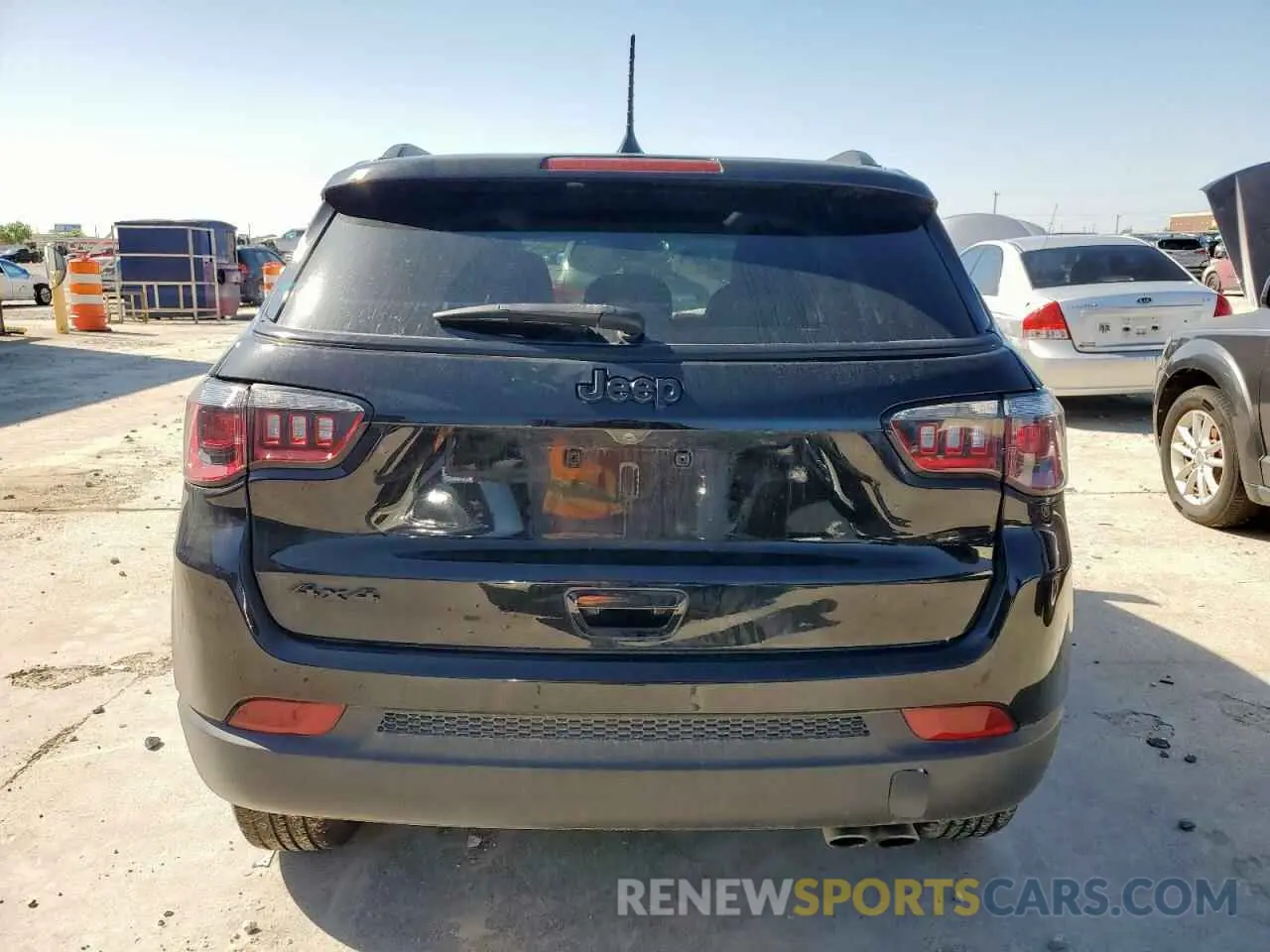 6 Photograph of a damaged car 3C4NJDBB4MT566129 JEEP COMPASS 2021