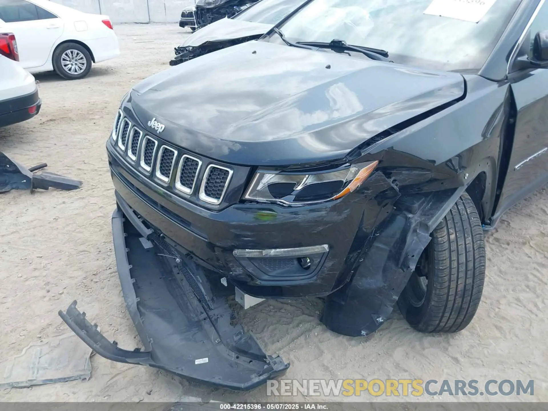 6 Photograph of a damaged car 3C4NJDBB4MT593072 JEEP COMPASS 2021