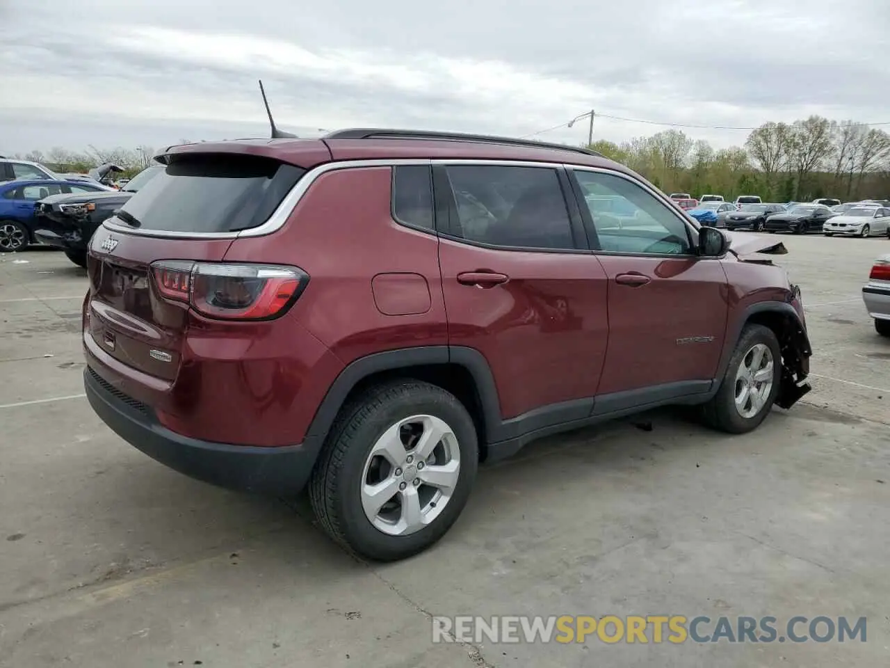3 Photograph of a damaged car 3C4NJDBB4MT593377 JEEP COMPASS 2021