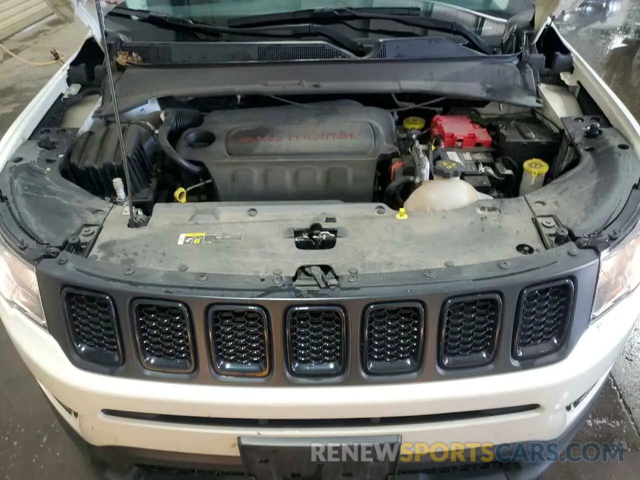 12 Photograph of a damaged car 3C4NJDBB5MT512547 JEEP COMPASS 2021