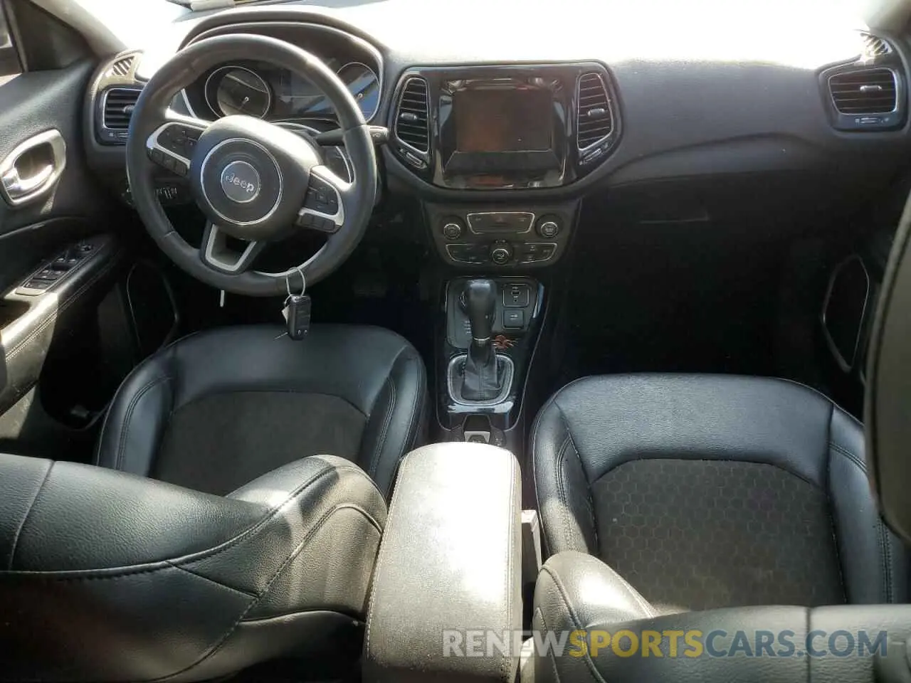 8 Photograph of a damaged car 3C4NJDBB5MT589662 JEEP COMPASS 2021