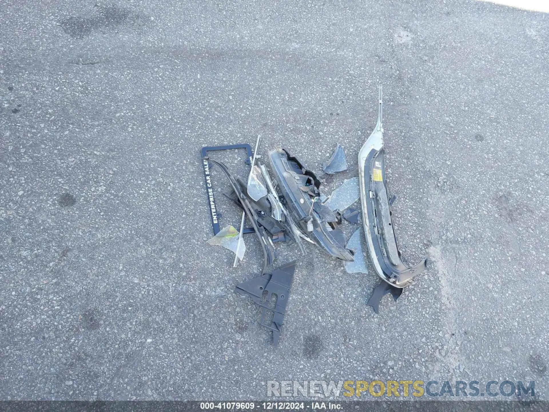 12 Photograph of a damaged car 3C4NJDBB5MT592836 JEEP COMPASS 2021