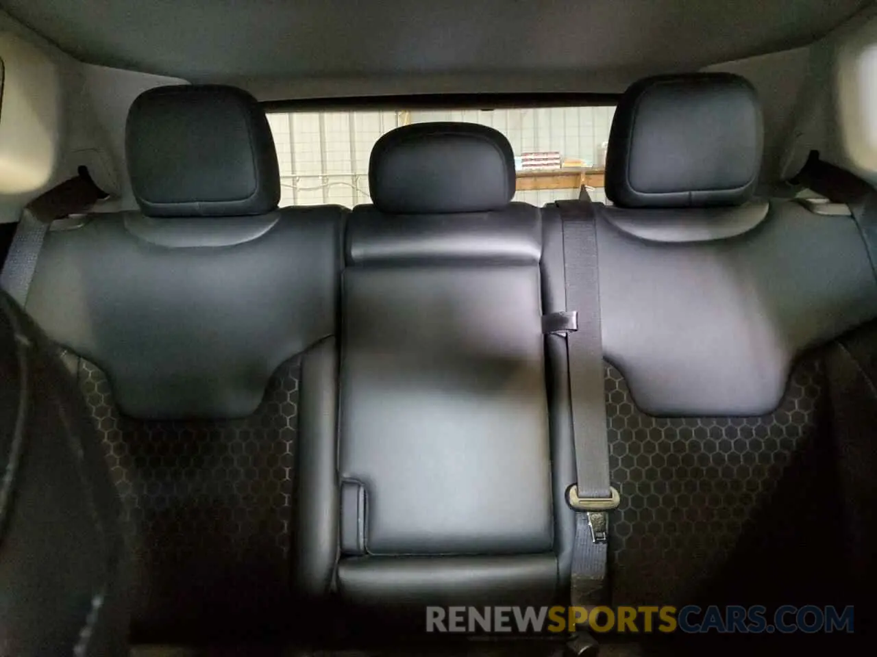 10 Photograph of a damaged car 3C4NJDBB6MT530099 JEEP COMPASS 2021