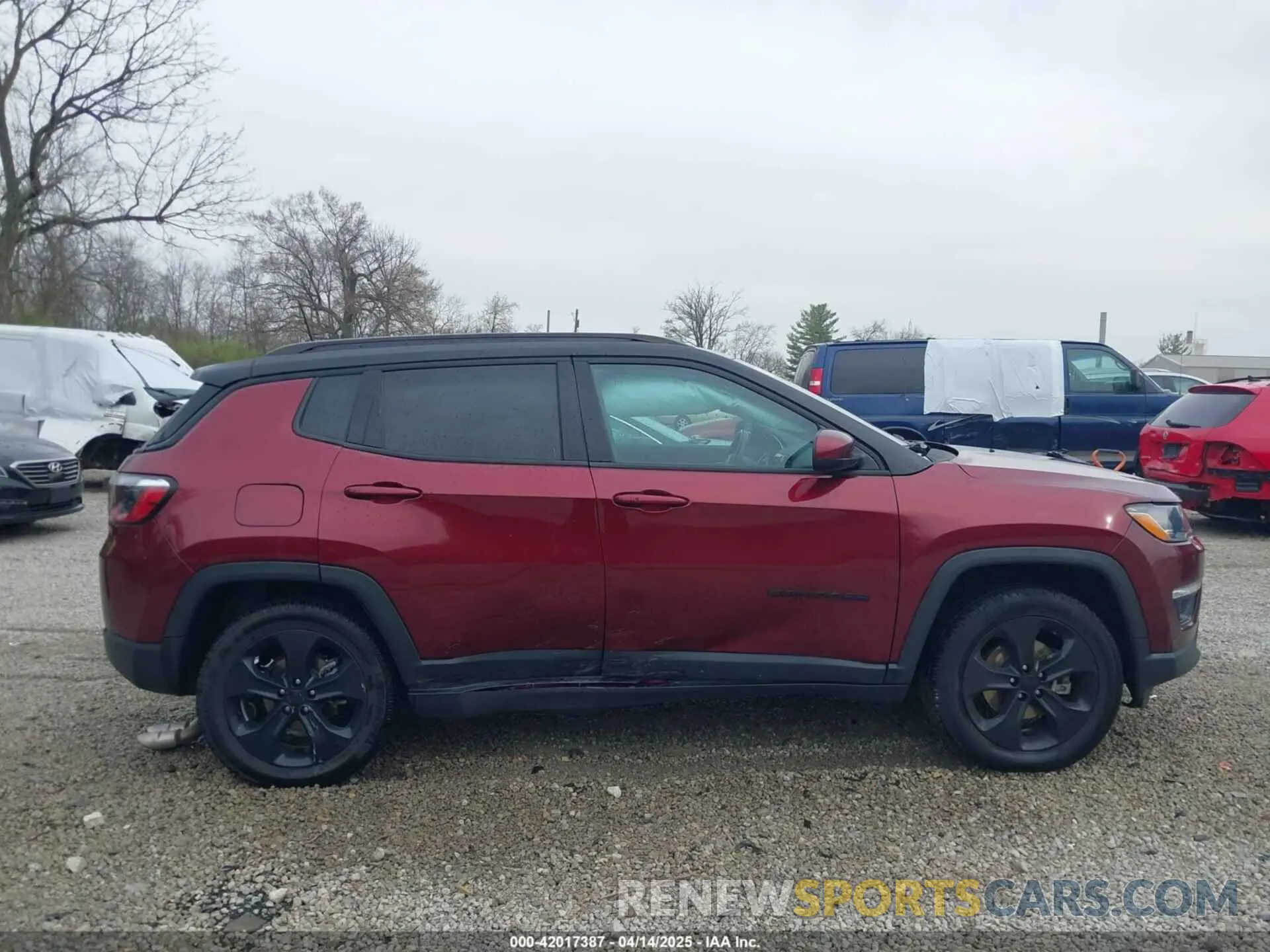 12 Photograph of a damaged car 3C4NJDBB6MT530958 JEEP COMPASS 2021