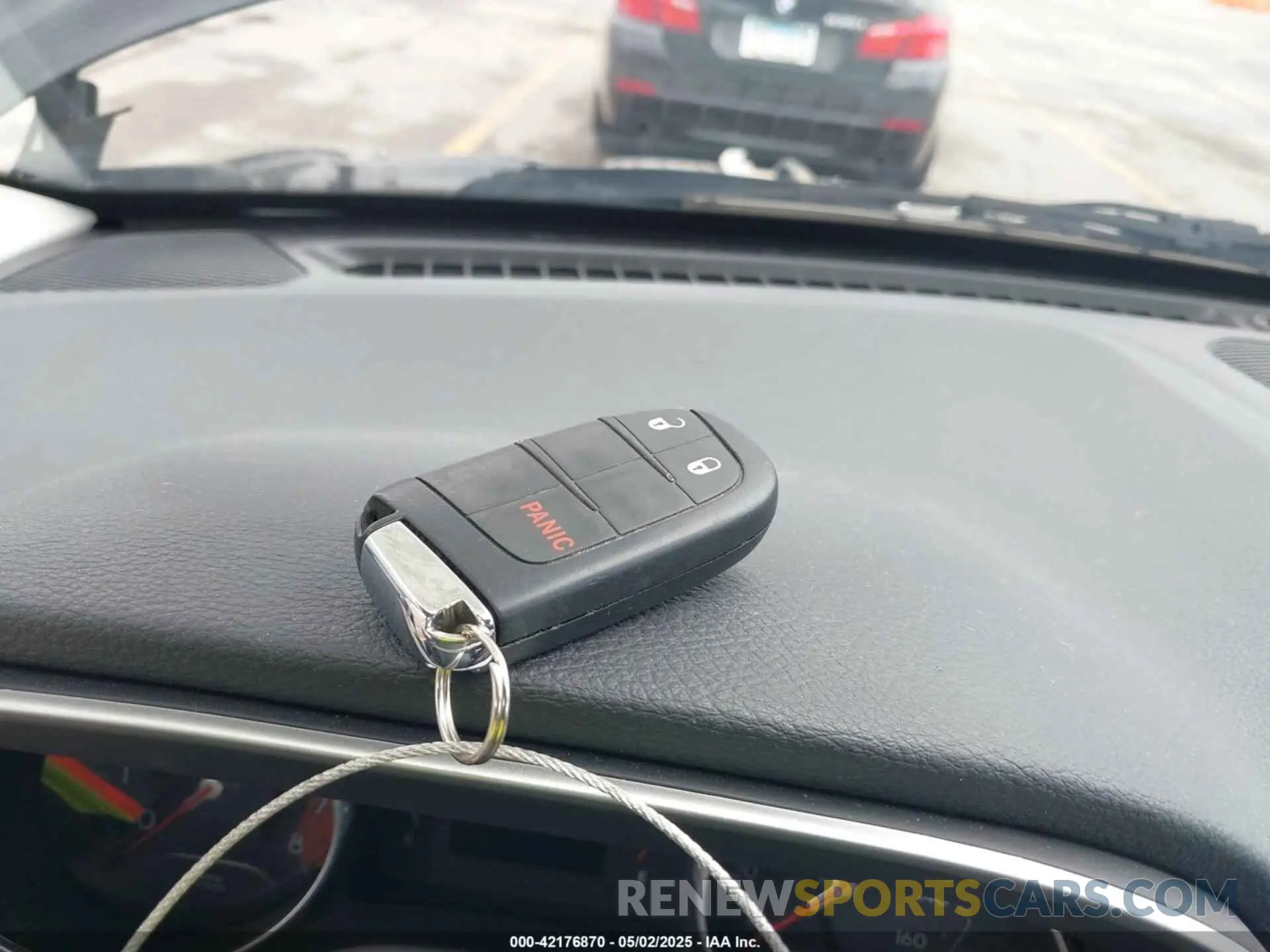 11 Photograph of a damaged car 3C4NJDBB6MT564236 JEEP COMPASS 2021
