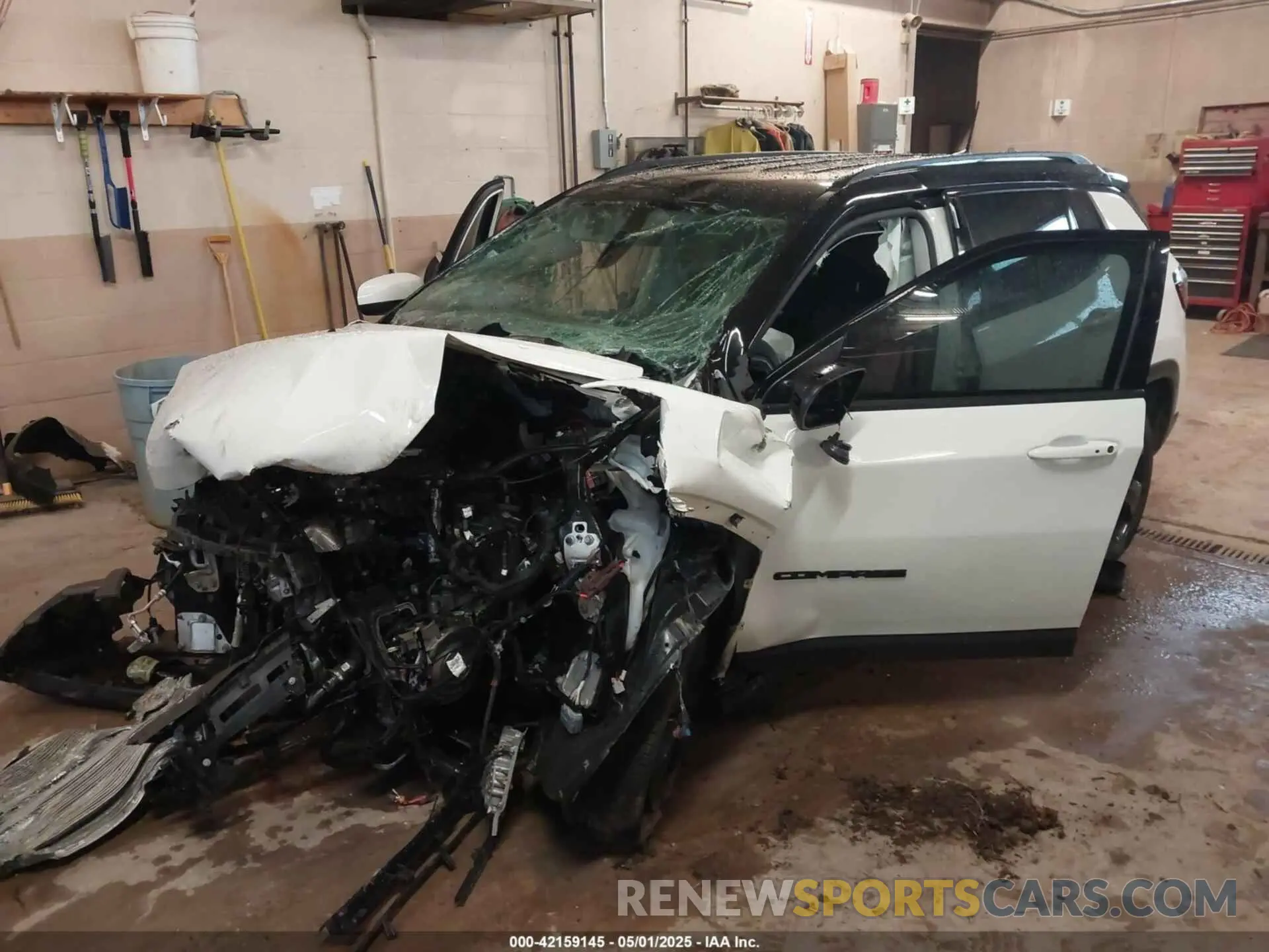 2 Photograph of a damaged car 3C4NJDBB8MT530881 JEEP COMPASS 2021