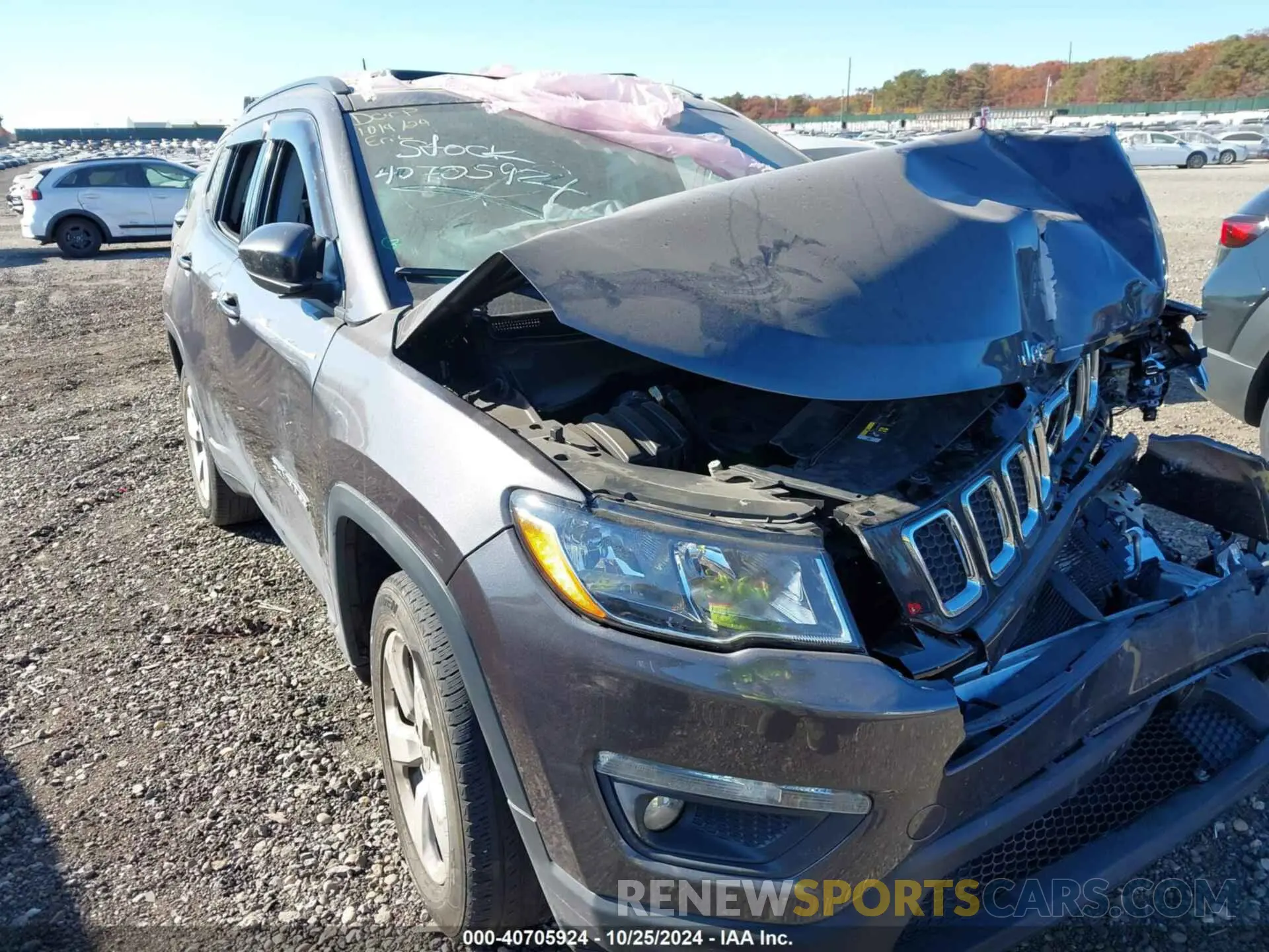 17 Photograph of a damaged car 3C4NJDBB8MT537958 JEEP COMPASS 2021
