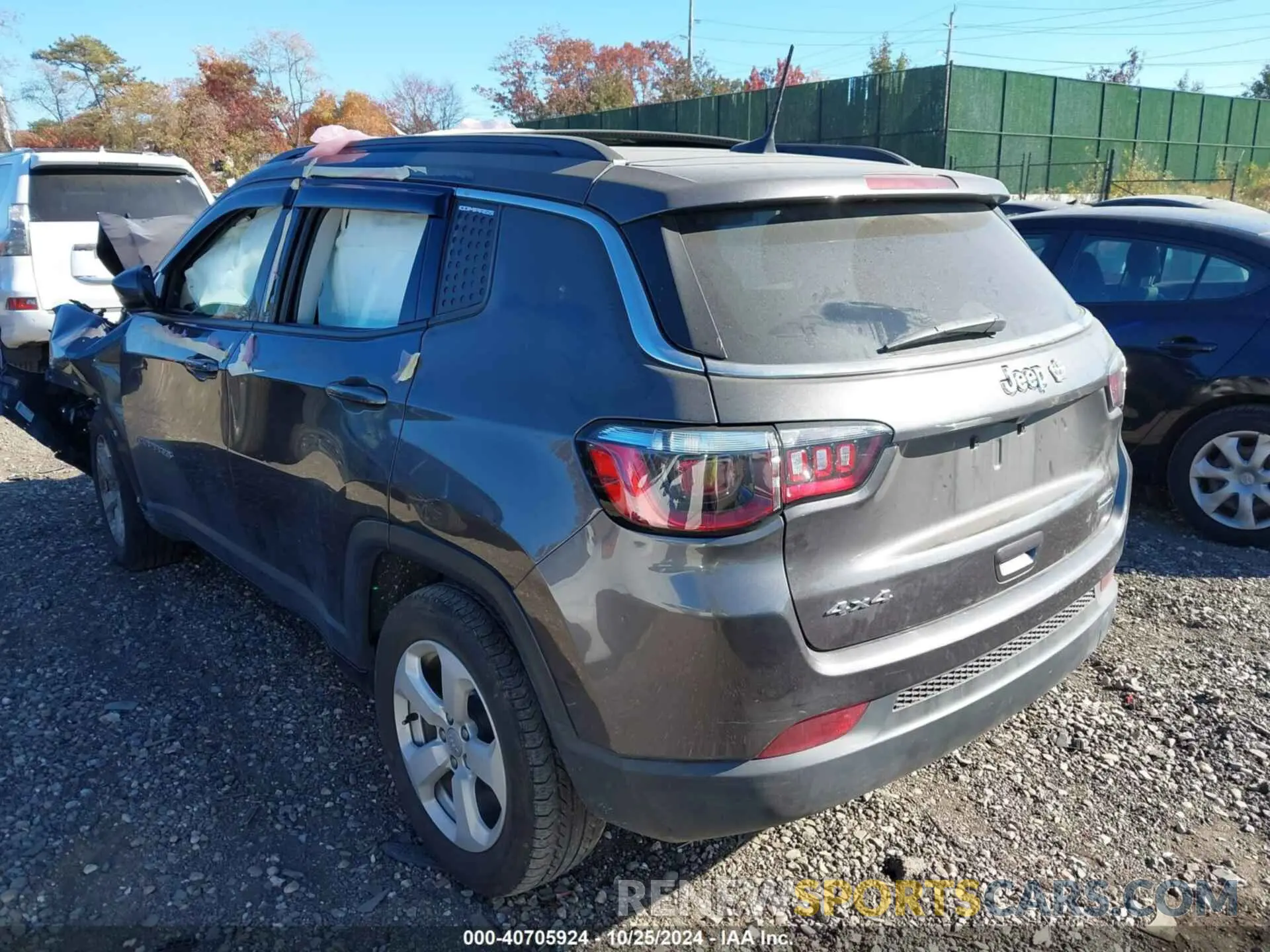 3 Photograph of a damaged car 3C4NJDBB8MT537958 JEEP COMPASS 2021