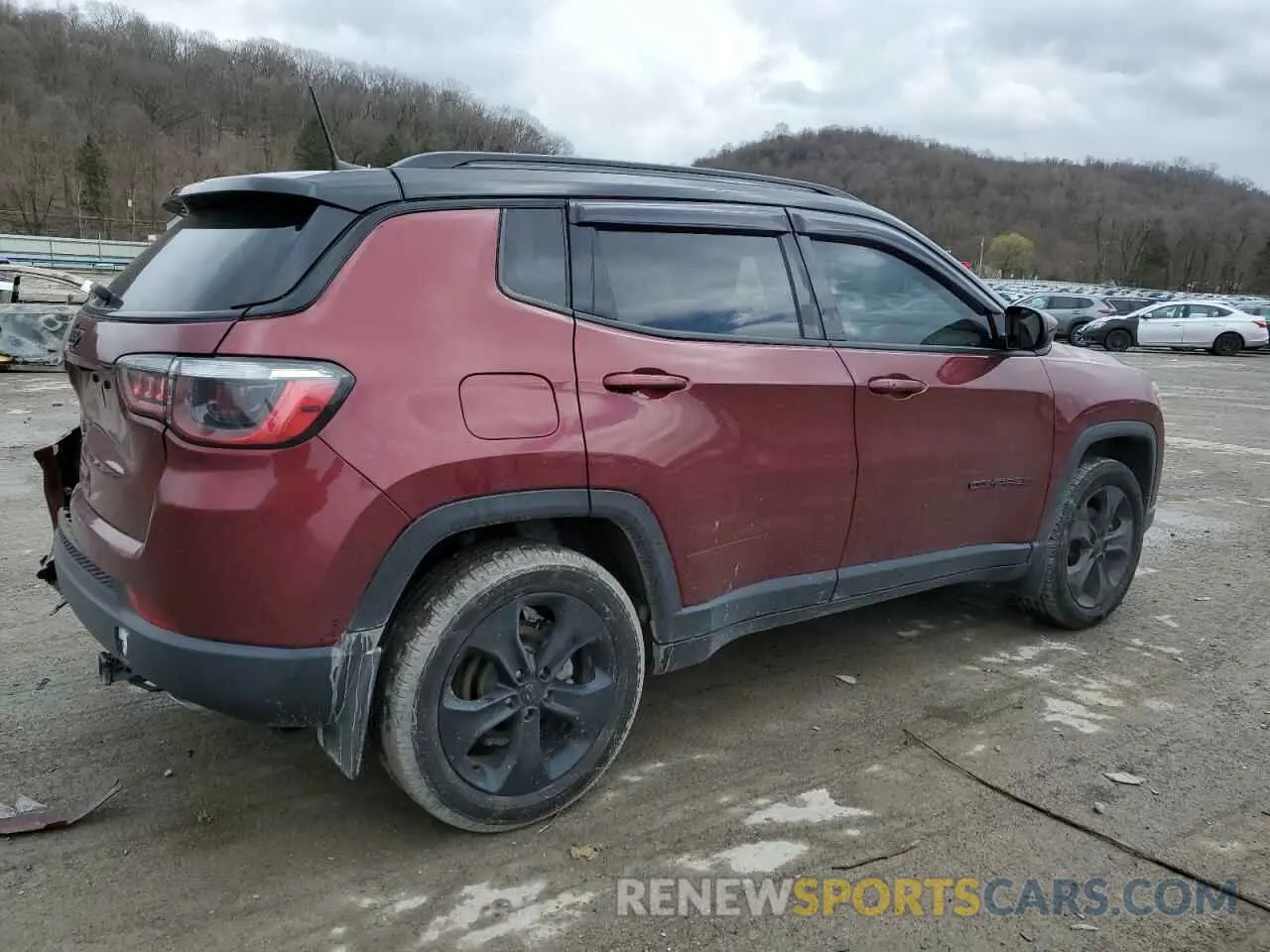 3 Photograph of a damaged car 3C4NJDBB8MT547390 JEEP COMPASS 2021