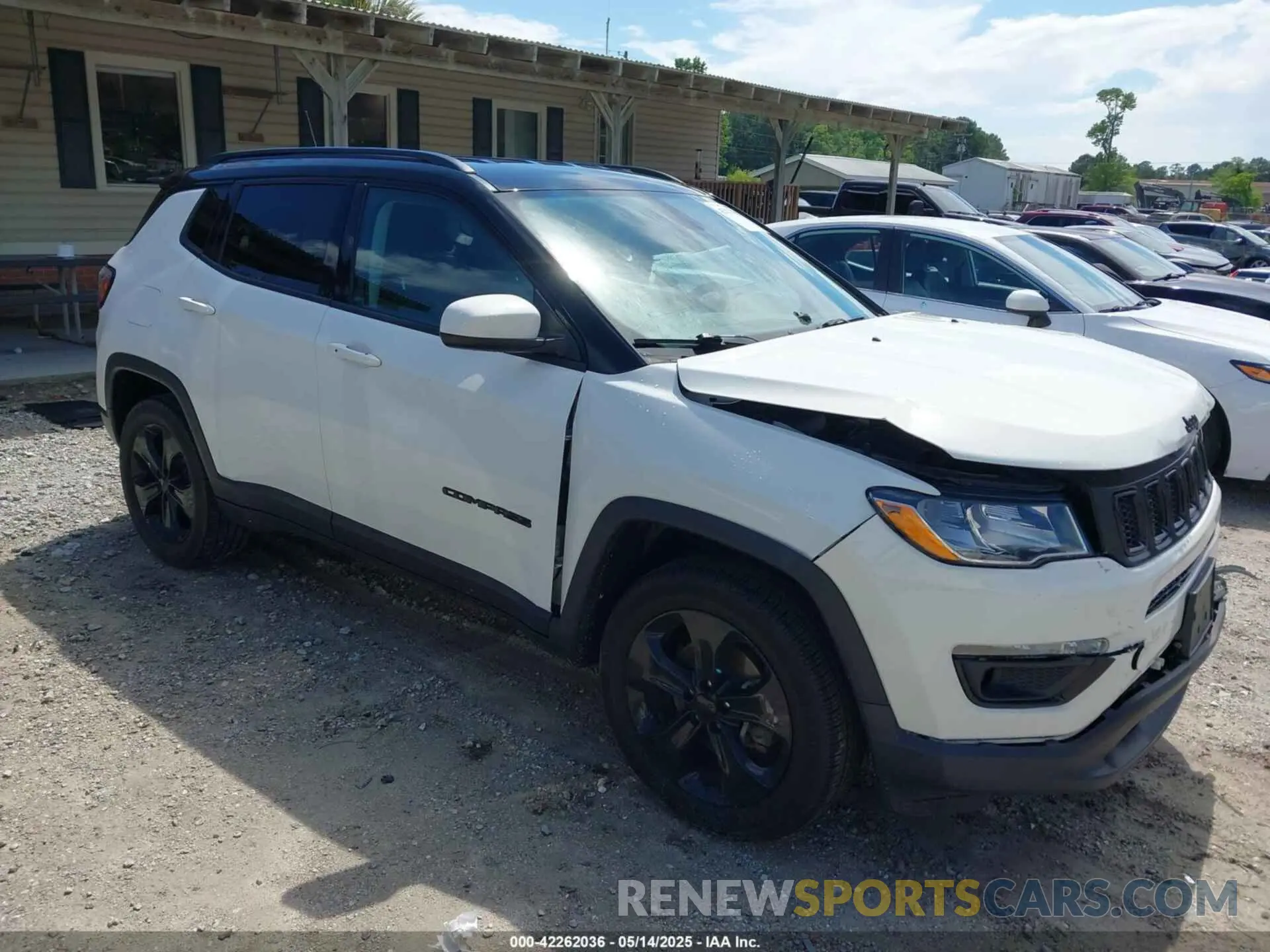 1 Photograph of a damaged car 3C4NJDBB8MT555358 JEEP COMPASS 2021