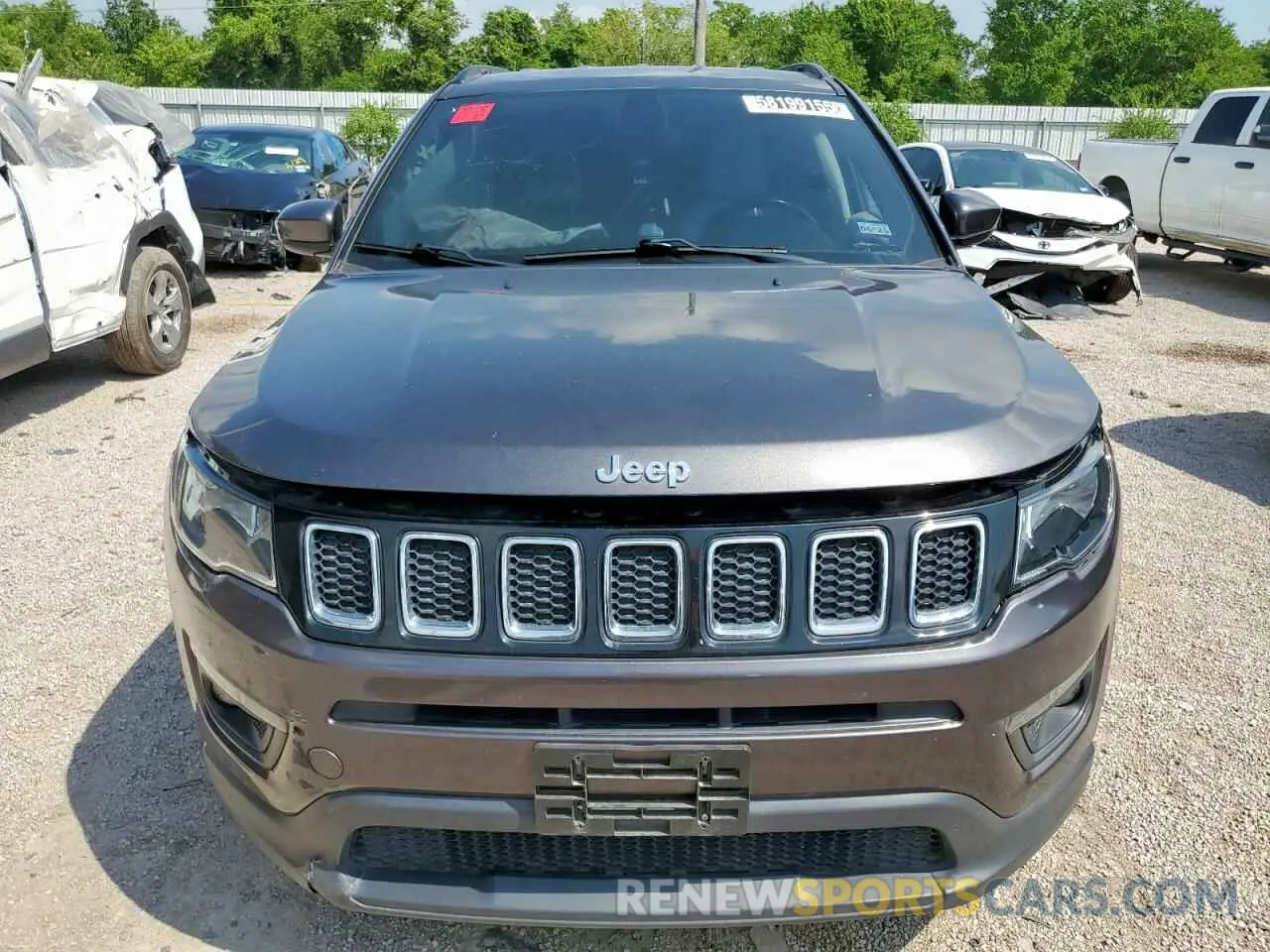 5 Photograph of a damaged car 3C4NJDBB8MT562682 JEEP COMPASS 2021