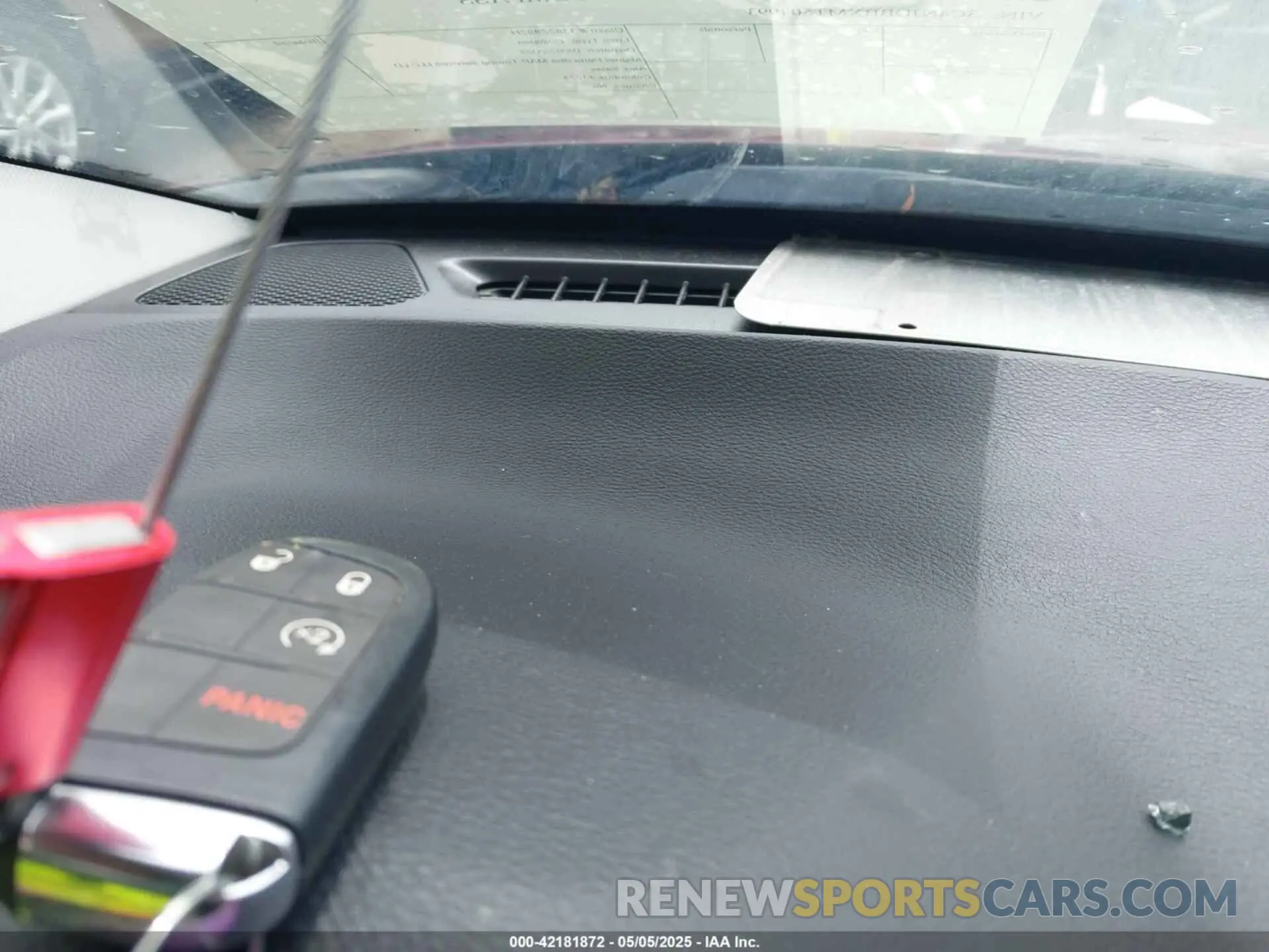 11 Photograph of a damaged car 3C4NJDBBXMT504993 JEEP COMPASS 2021