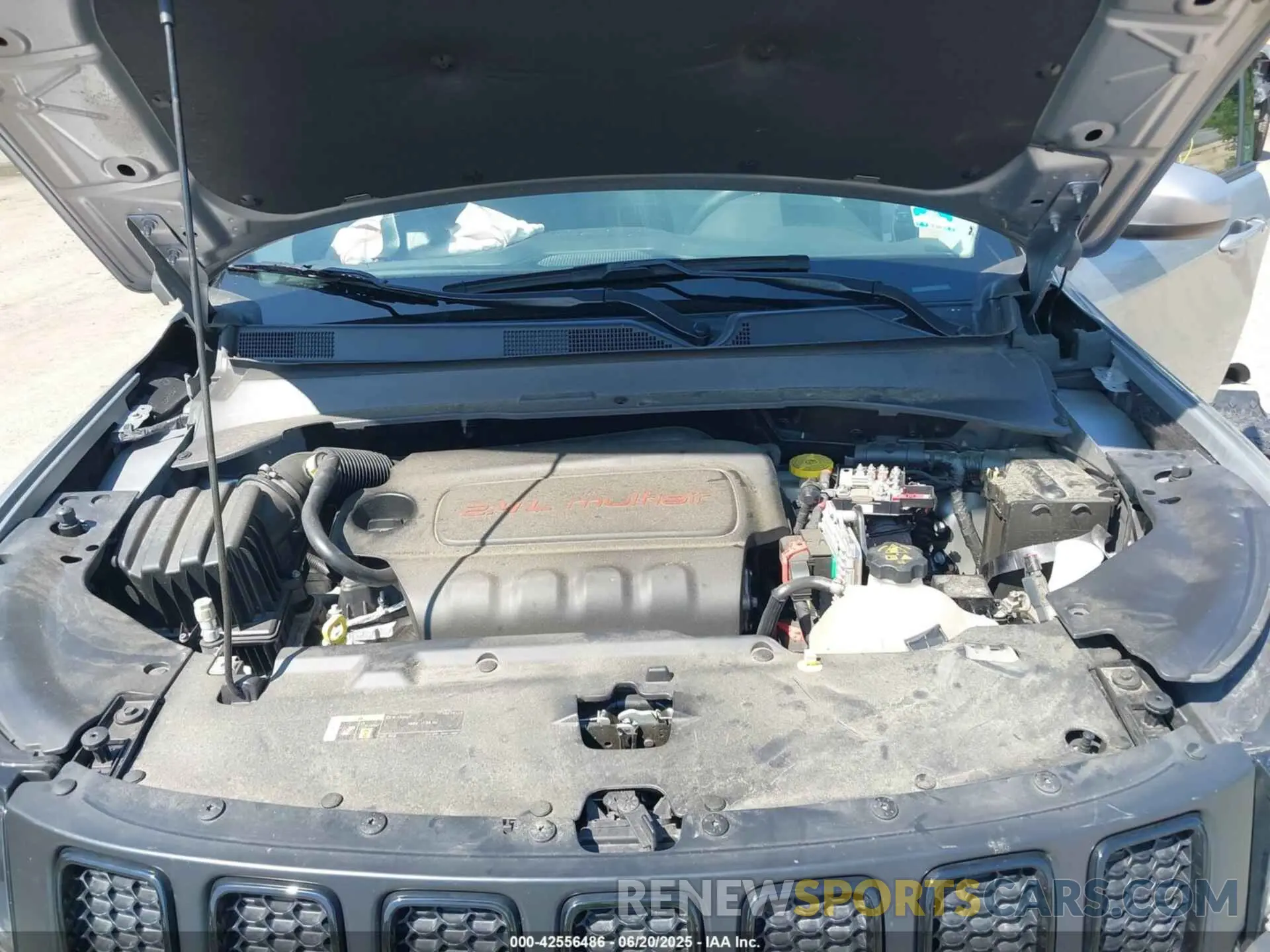 10 Photograph of a damaged car 3C4NJDBBXMT536651 JEEP COMPASS 2021