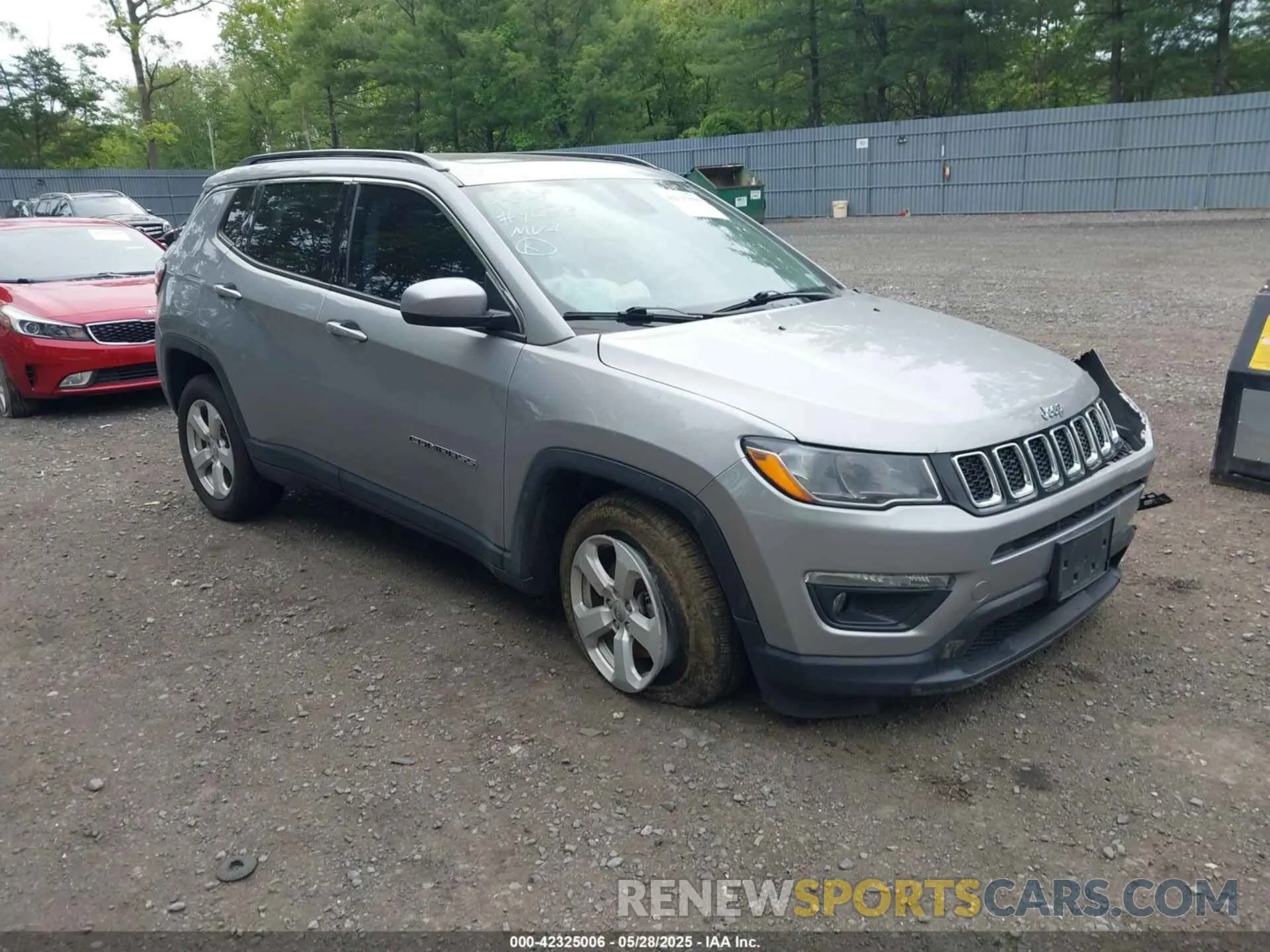 1 Photograph of a damaged car 3C4NJDBBXMT569861 JEEP COMPASS 2021