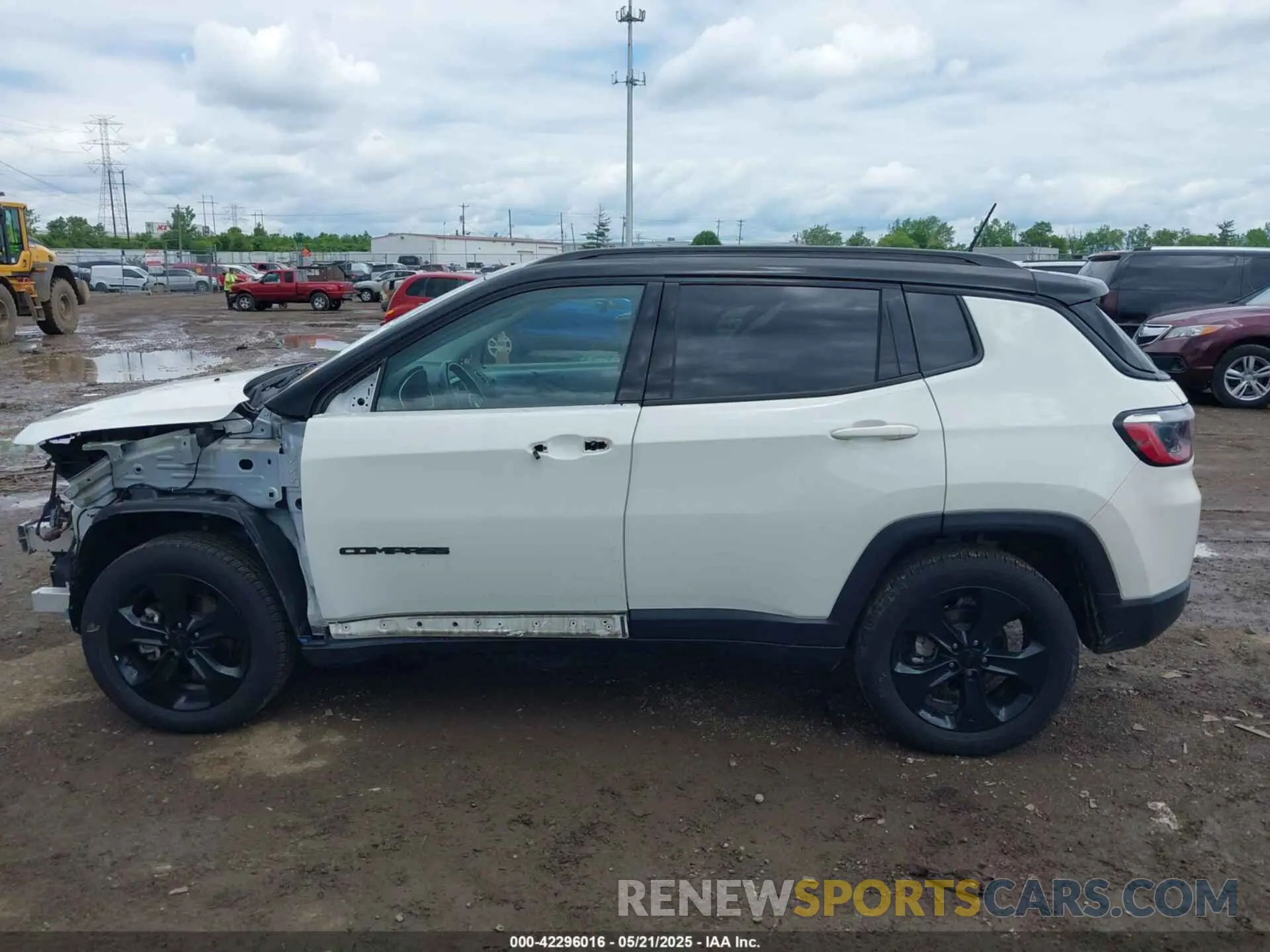 15 Photograph of a damaged car 3C4NJDBBXMT586529 JEEP COMPASS 2021