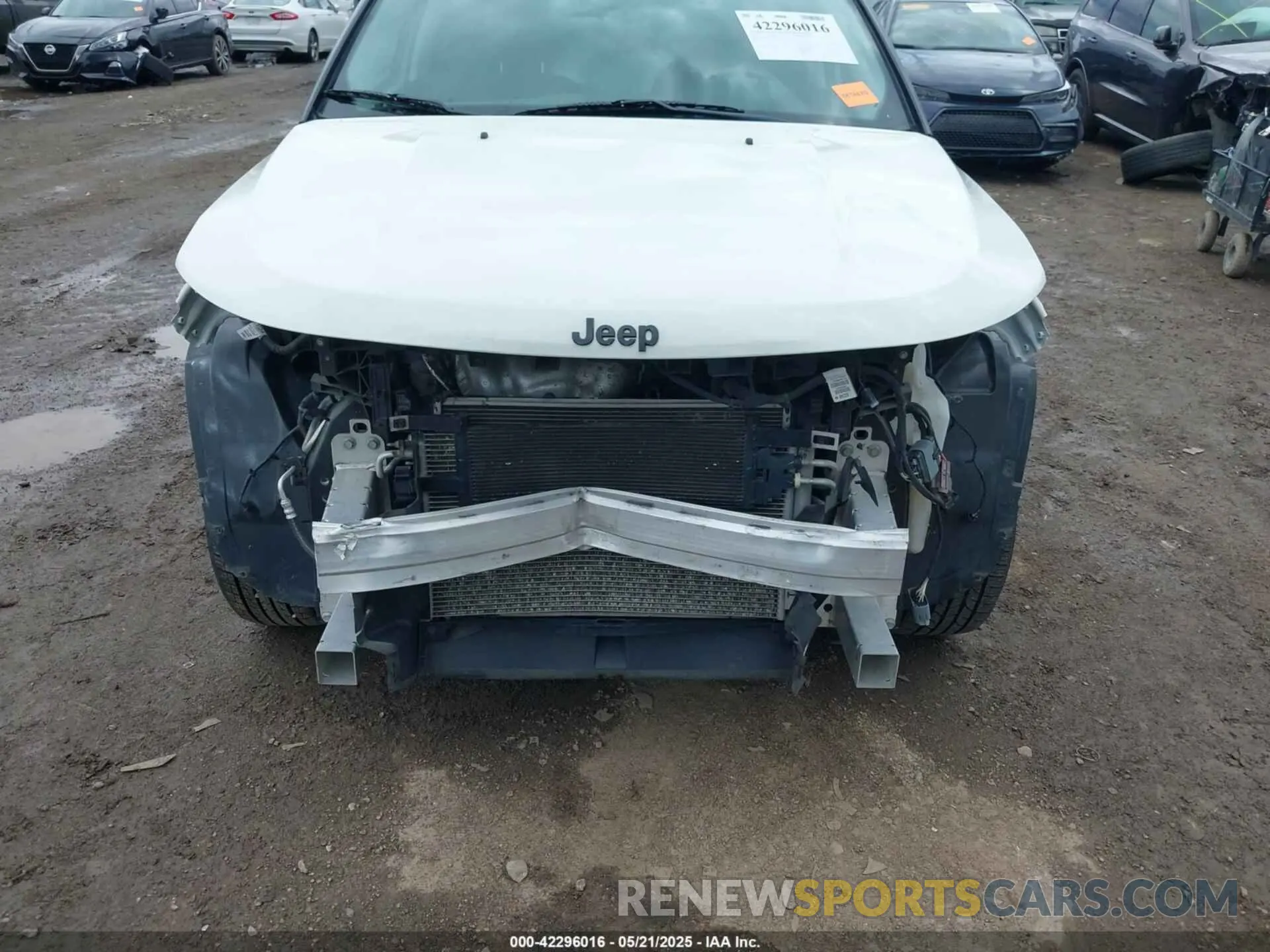 6 Photograph of a damaged car 3C4NJDBBXMT586529 JEEP COMPASS 2021