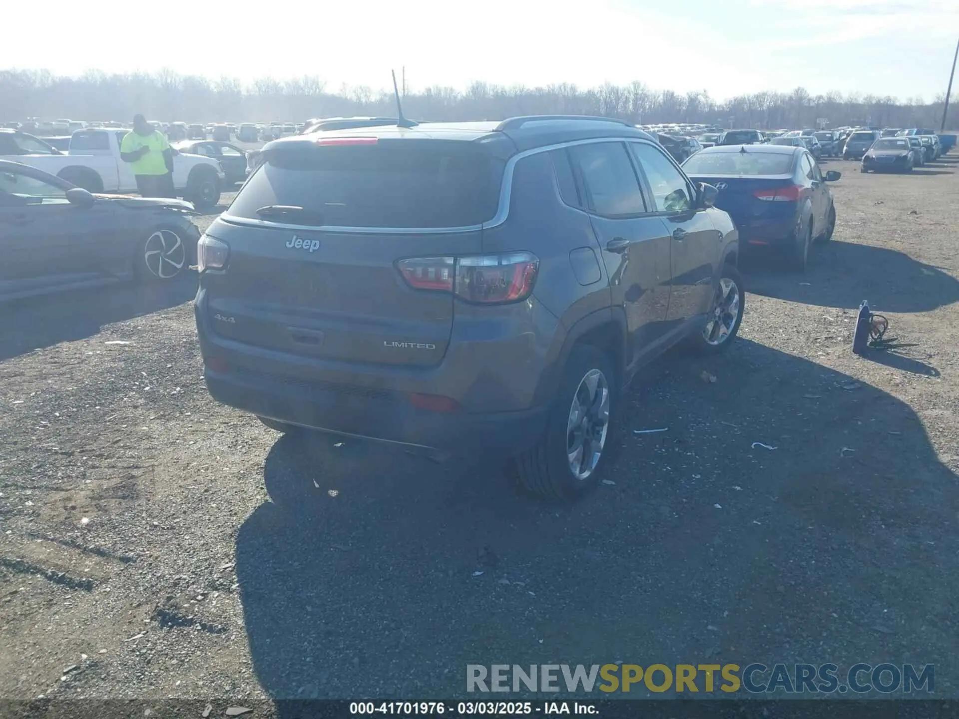4 Photograph of a damaged car 3C4NJDCB0MT583329 JEEP COMPASS 2021