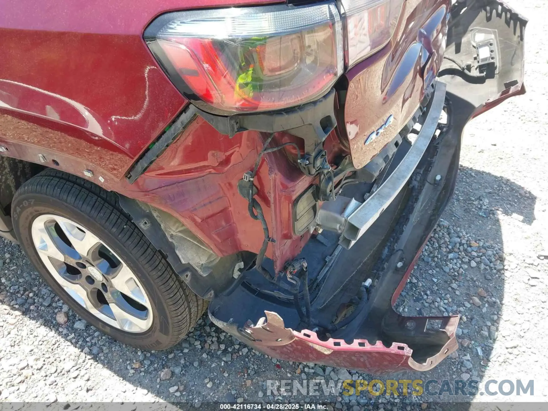 6 Photograph of a damaged car 3C4NJDCB0MT603207 JEEP COMPASS 2021