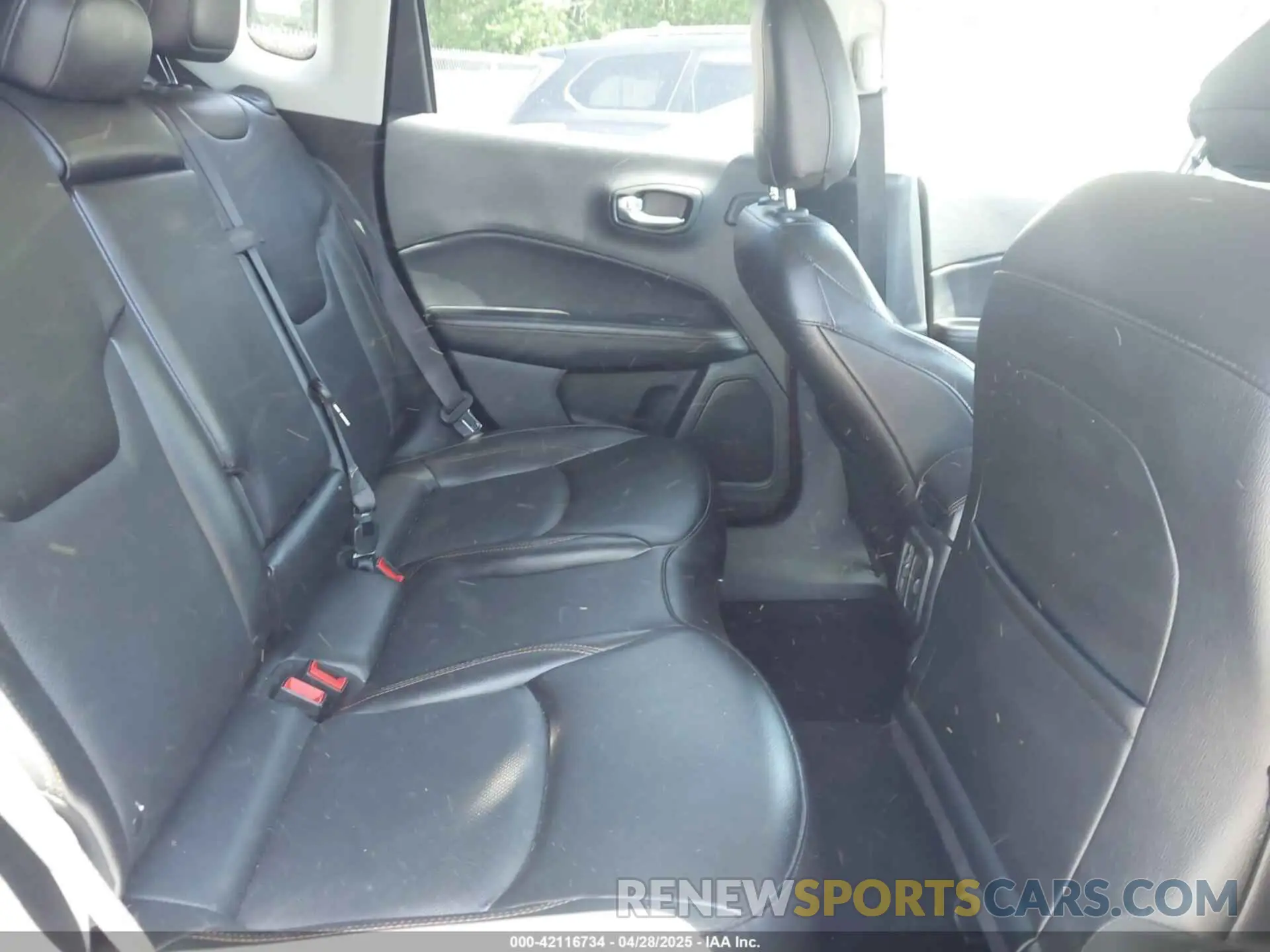 8 Photograph of a damaged car 3C4NJDCB0MT603207 JEEP COMPASS 2021