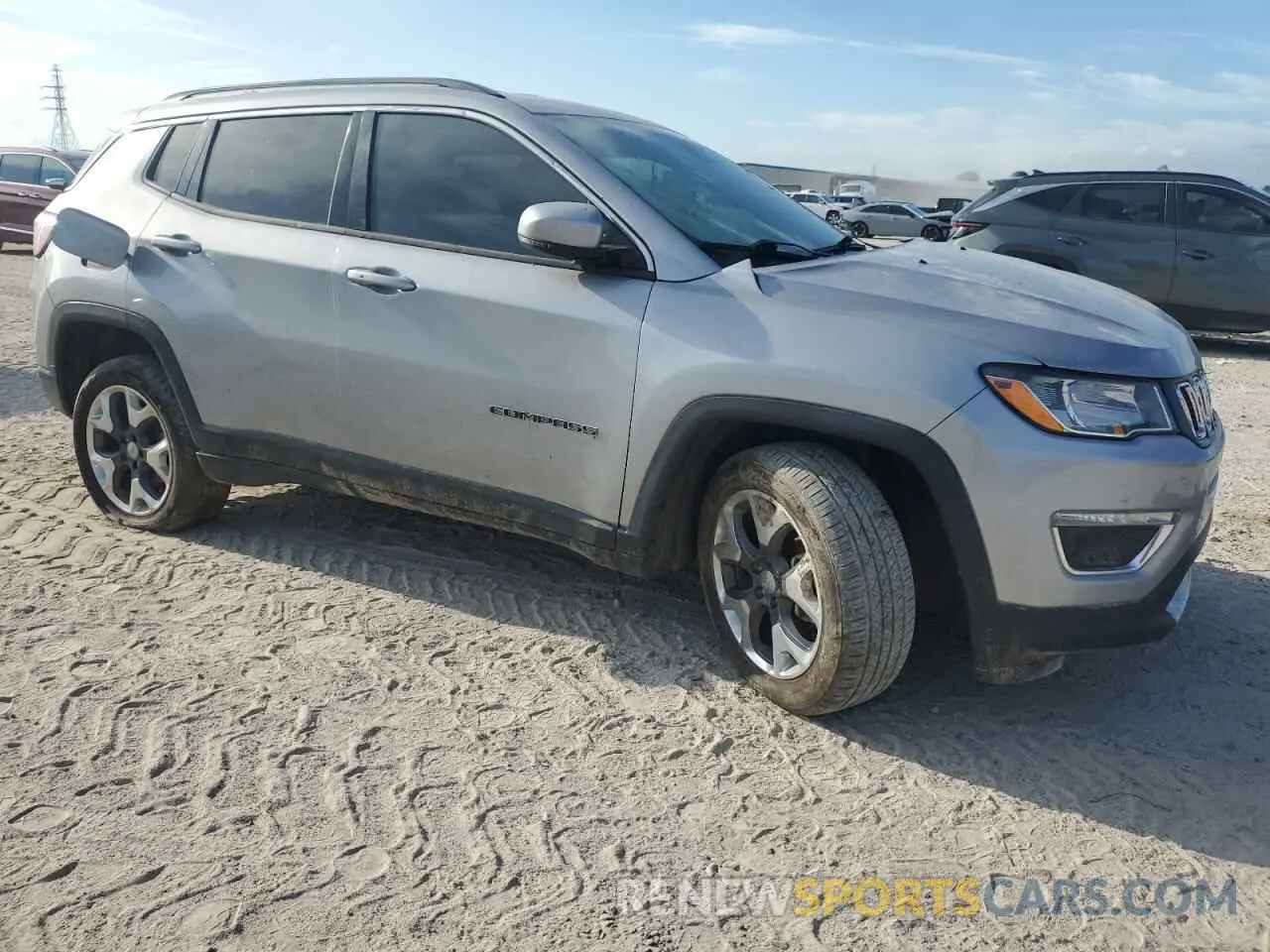 4 Photograph of a damaged car 3C4NJDCB1MT511359 JEEP COMPASS 2021