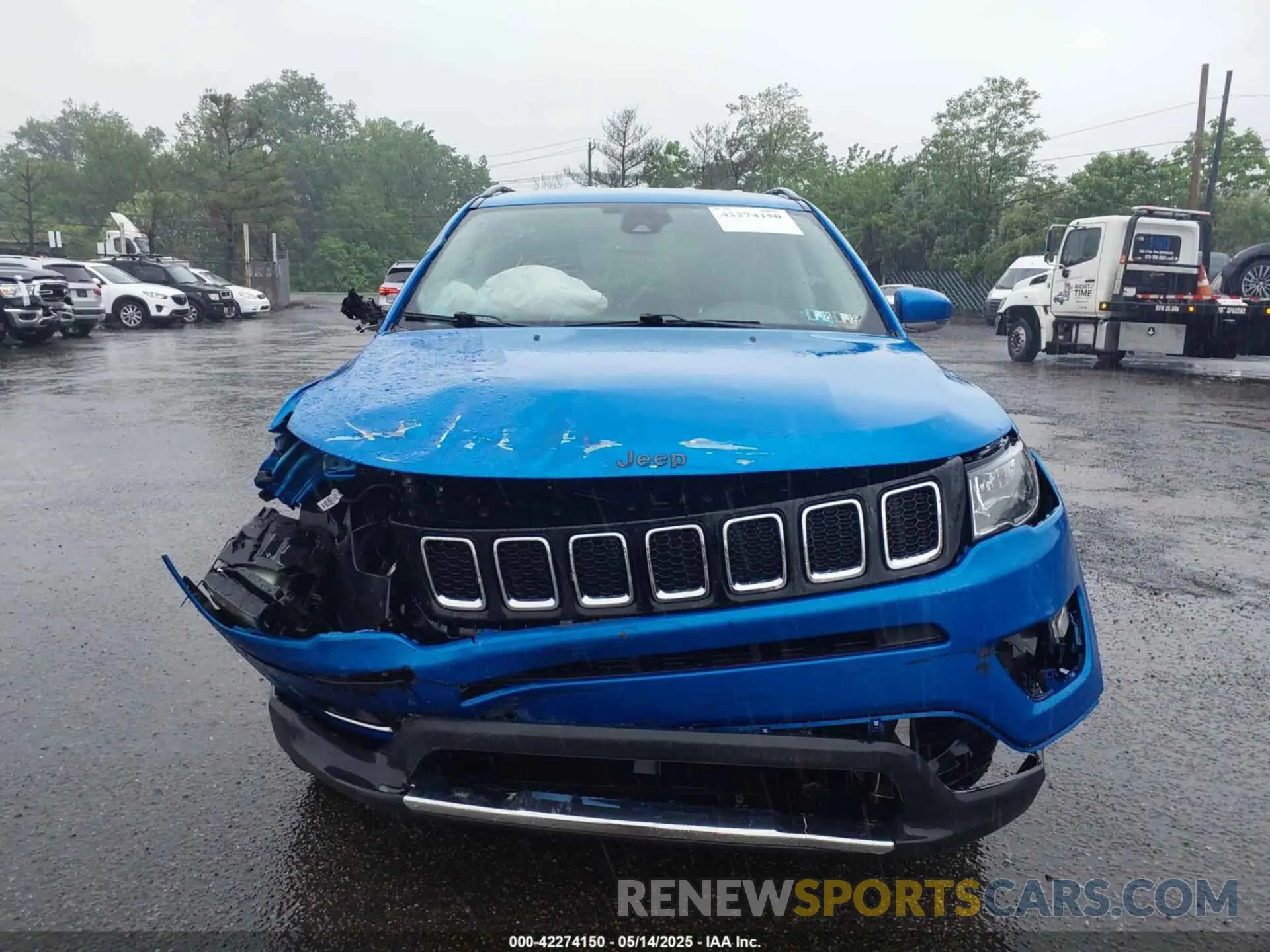 12 Photograph of a damaged car 3C4NJDCB1MT553336 JEEP COMPASS 2021