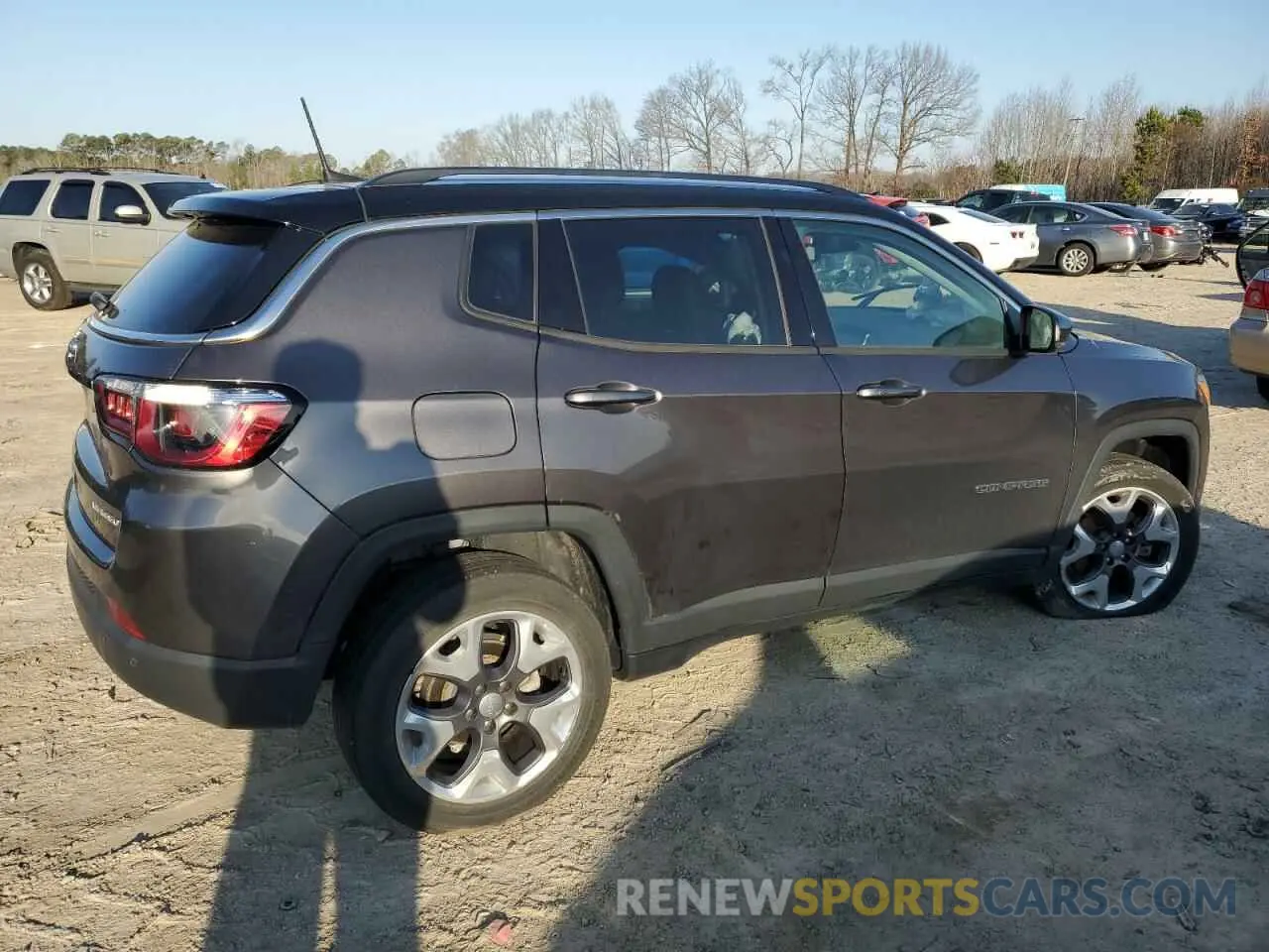 3 Photograph of a damaged car 3C4NJDCB1MT558519 JEEP COMPASS 2021