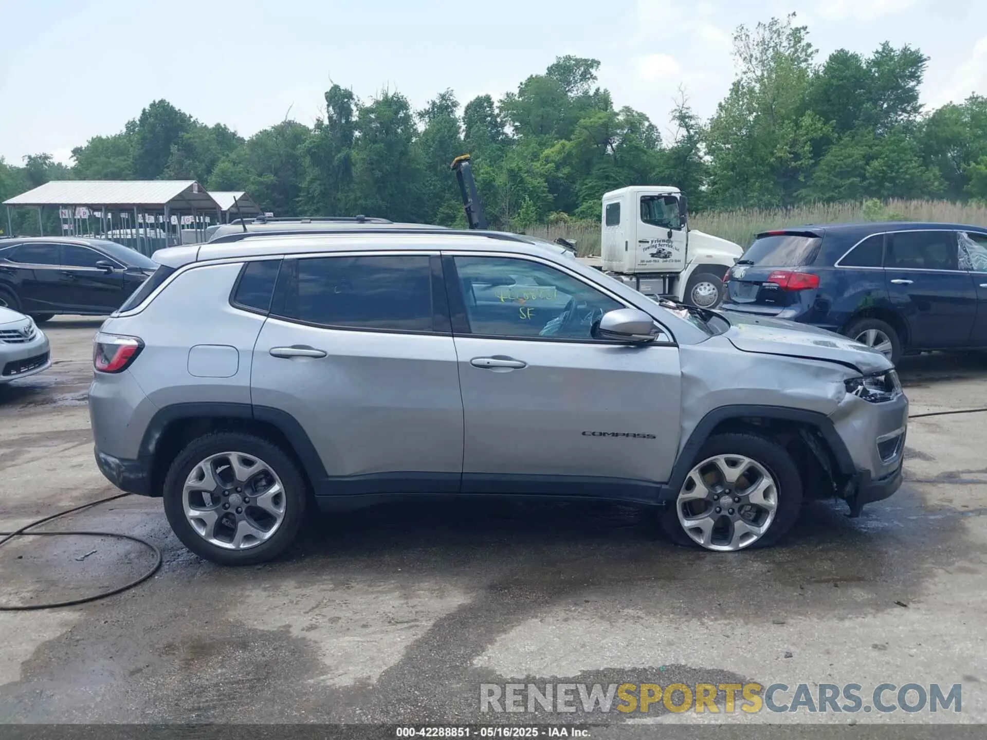 14 Photograph of a damaged car 3C4NJDCB3MT519818 JEEP COMPASS 2021