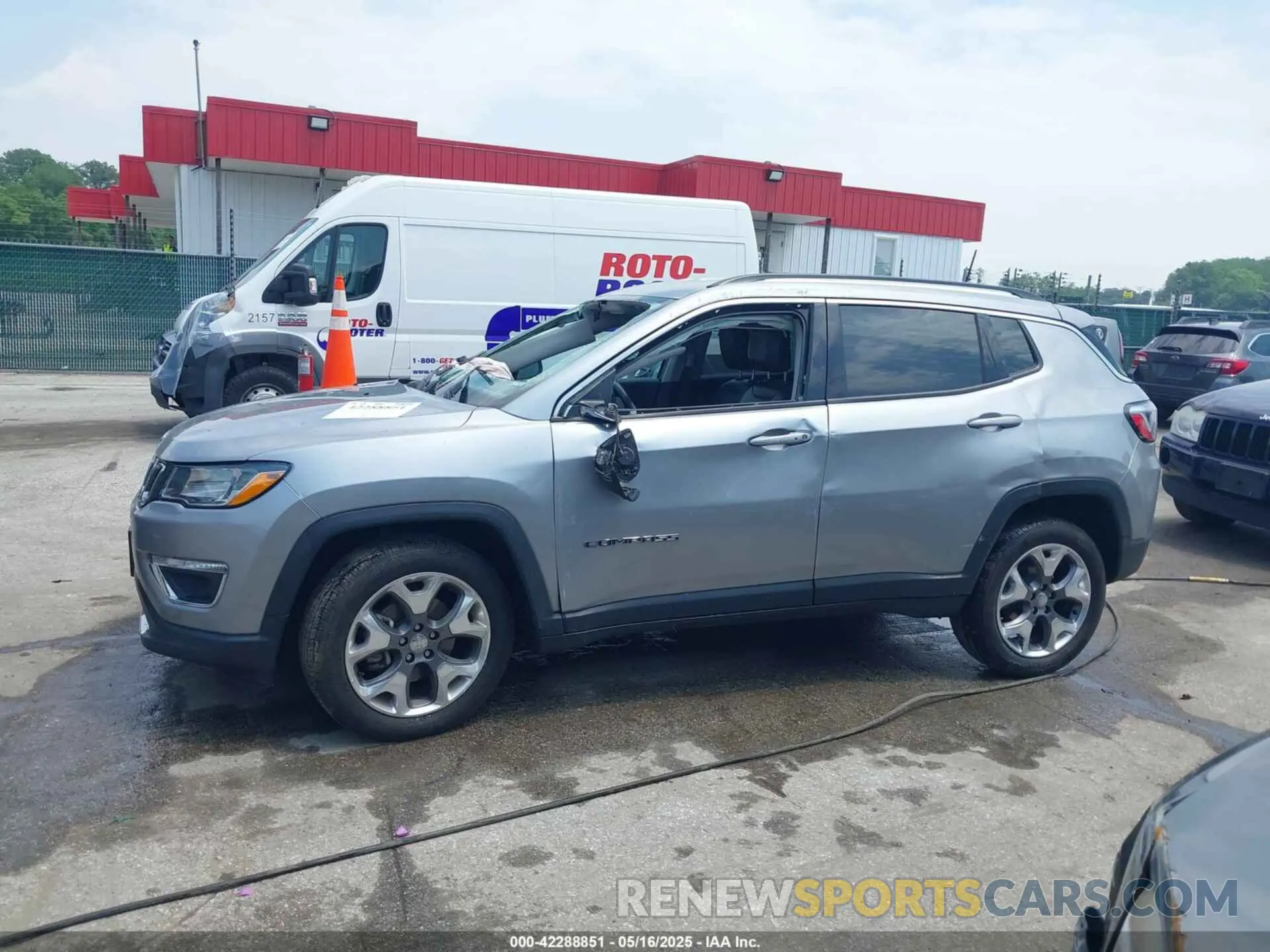 15 Photograph of a damaged car 3C4NJDCB3MT519818 JEEP COMPASS 2021