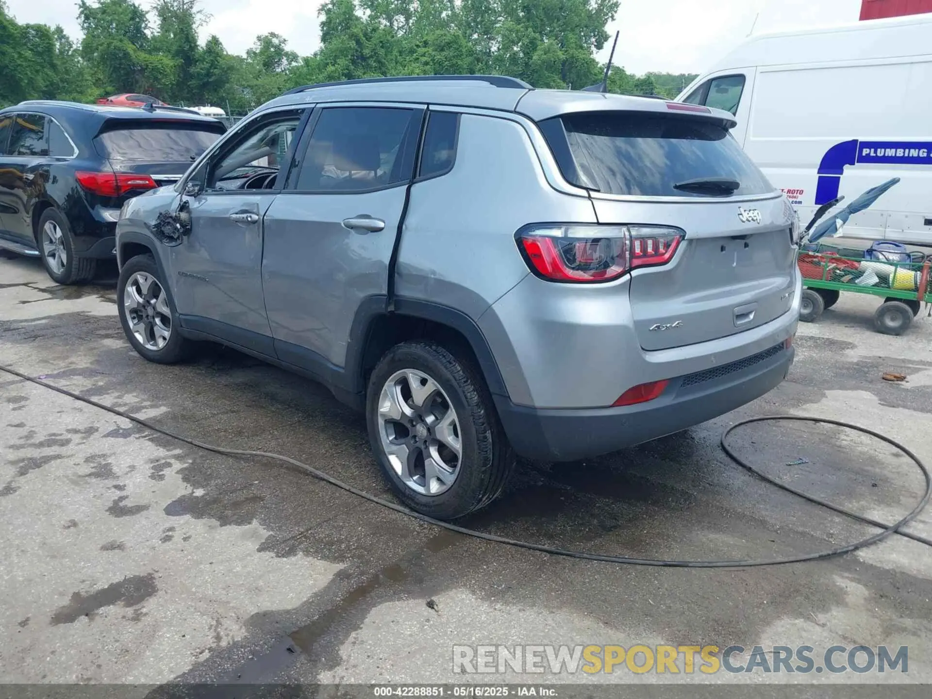 3 Photograph of a damaged car 3C4NJDCB3MT519818 JEEP COMPASS 2021