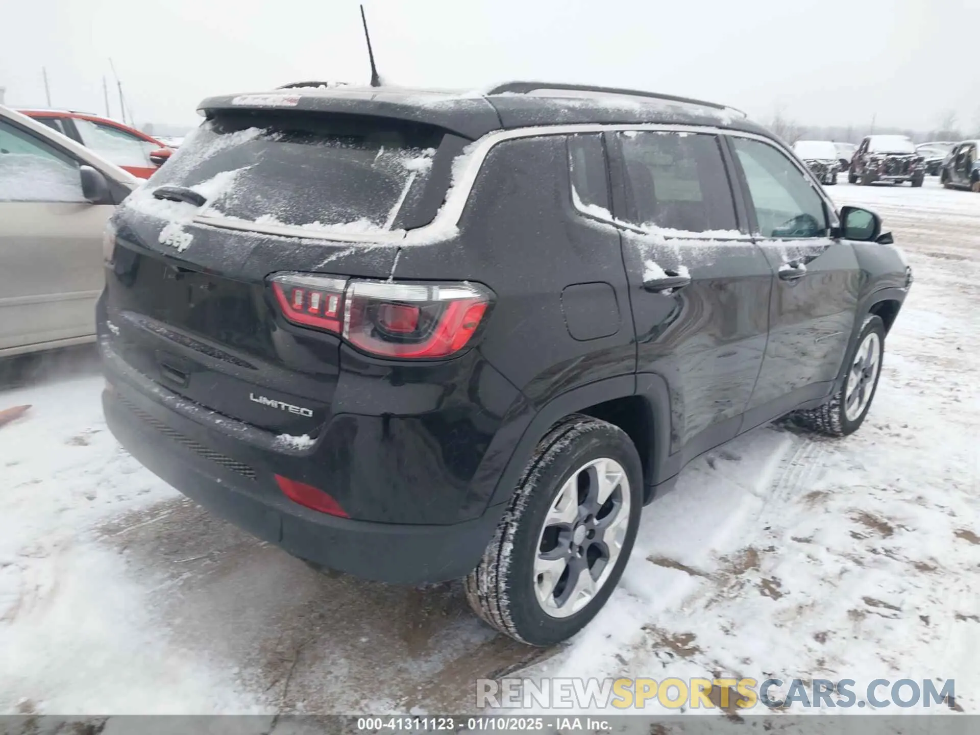 4 Photograph of a damaged car 3C4NJDCB3MT550874 JEEP COMPASS 2021