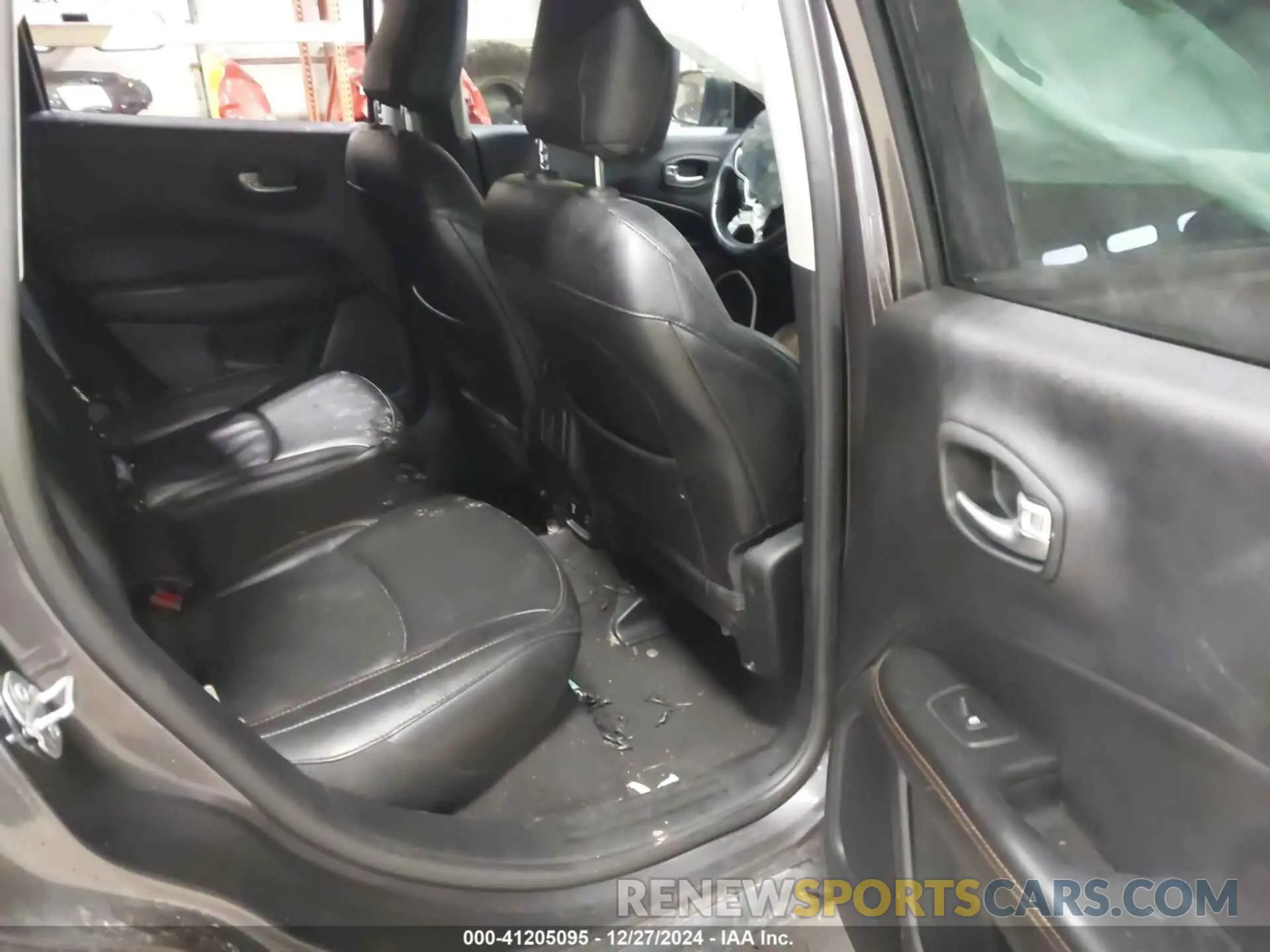 8 Photograph of a damaged car 3C4NJDCB3MT572437 JEEP COMPASS 2021