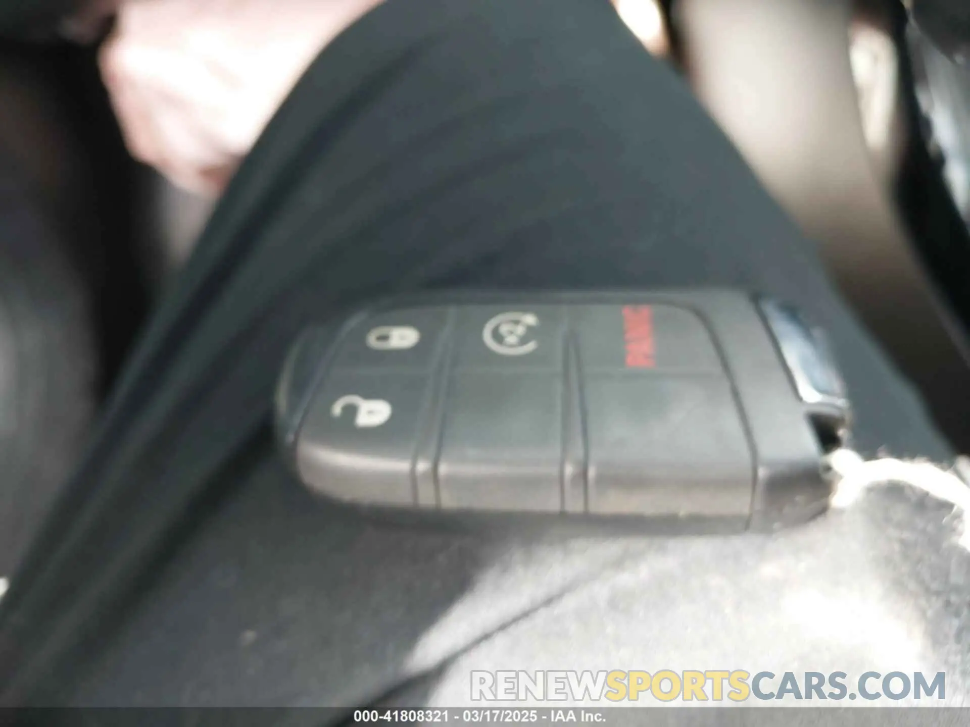 11 Photograph of a damaged car 3C4NJDCB3MT601337 JEEP COMPASS 2021