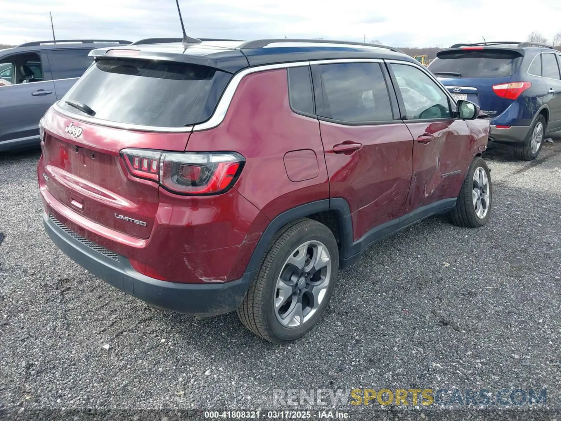 4 Photograph of a damaged car 3C4NJDCB3MT601337 JEEP COMPASS 2021
