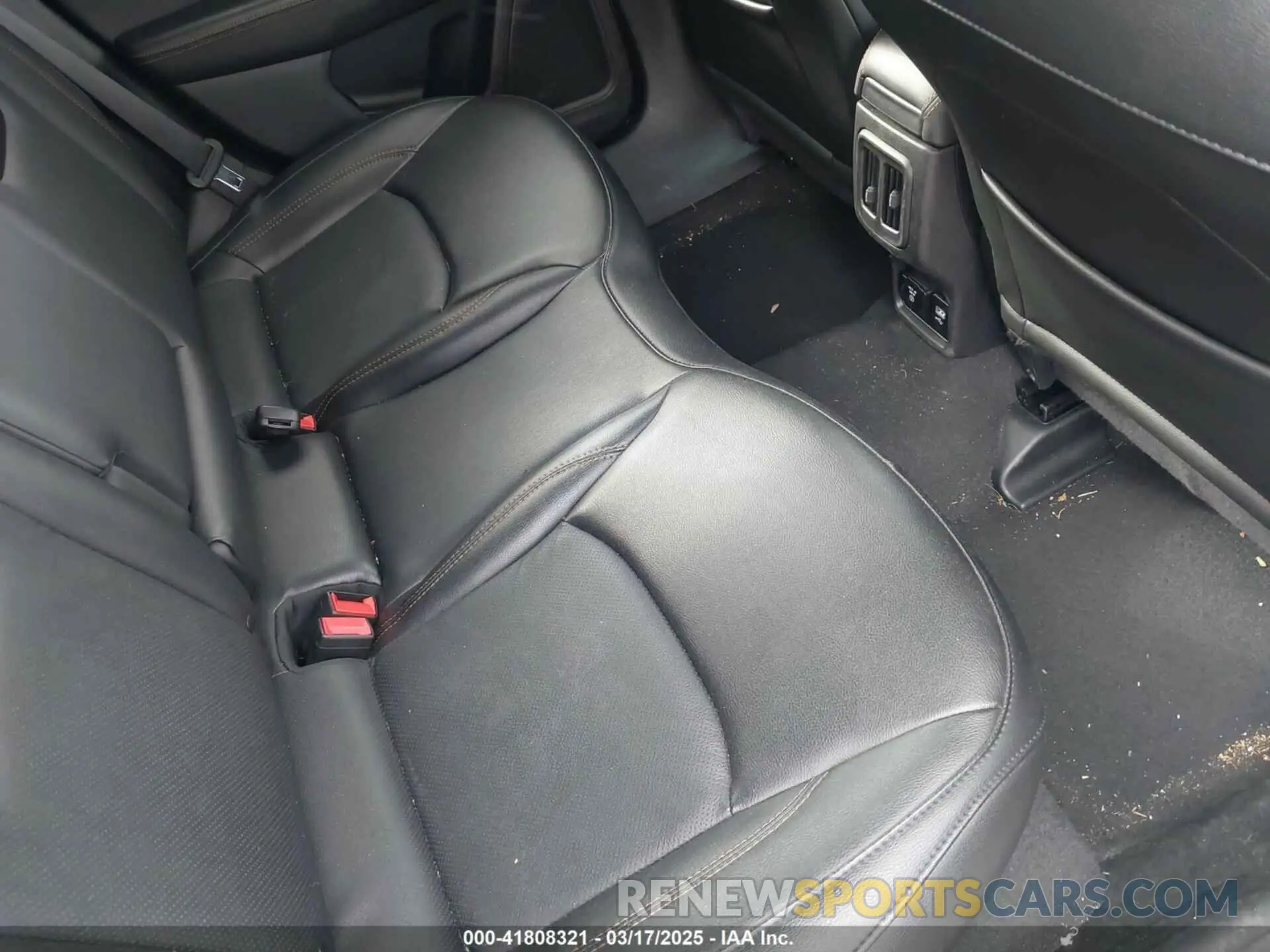 8 Photograph of a damaged car 3C4NJDCB3MT601337 JEEP COMPASS 2021