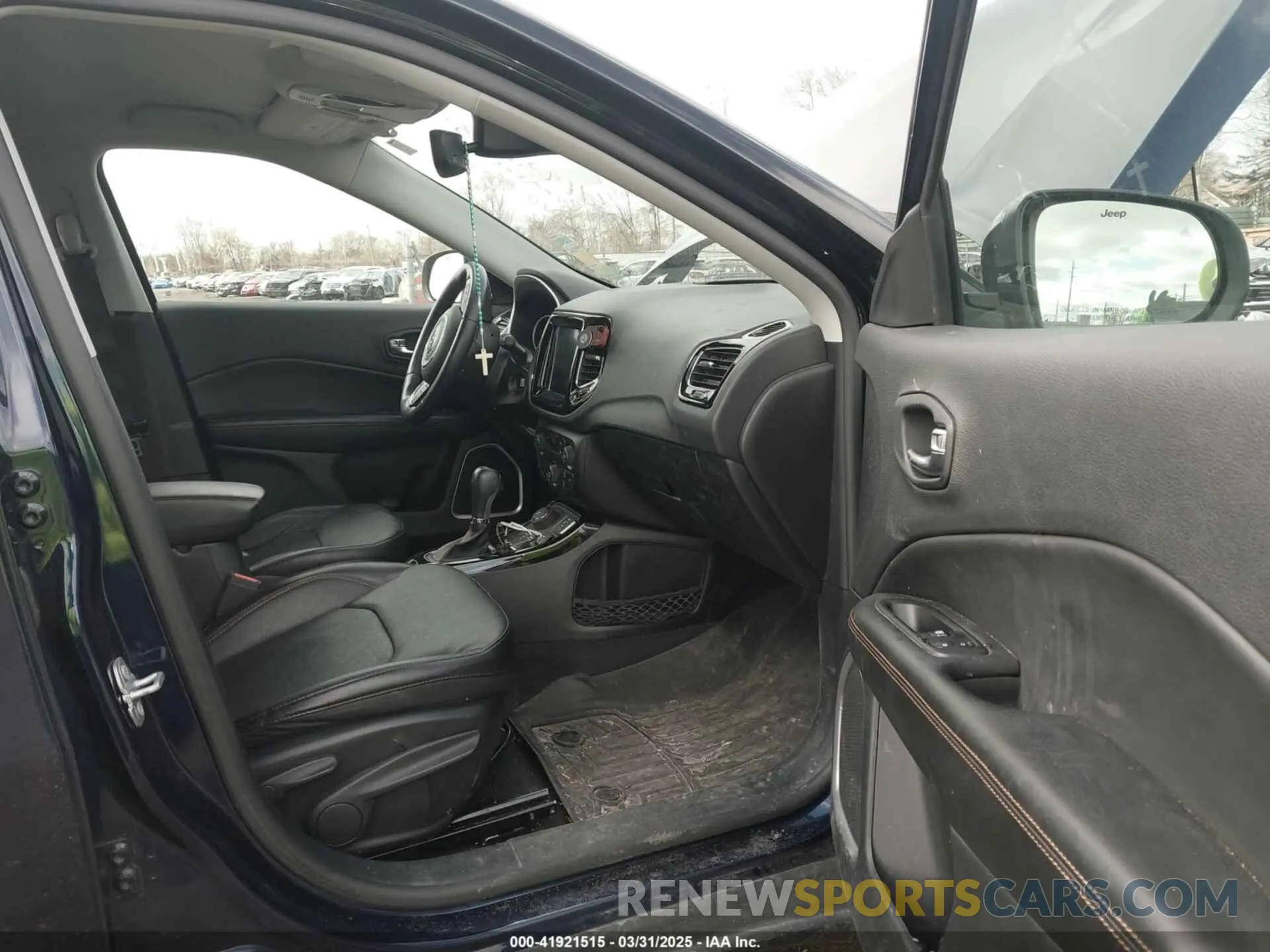 5 Photograph of a damaged car 3C4NJDCB4MT515549 JEEP COMPASS 2021